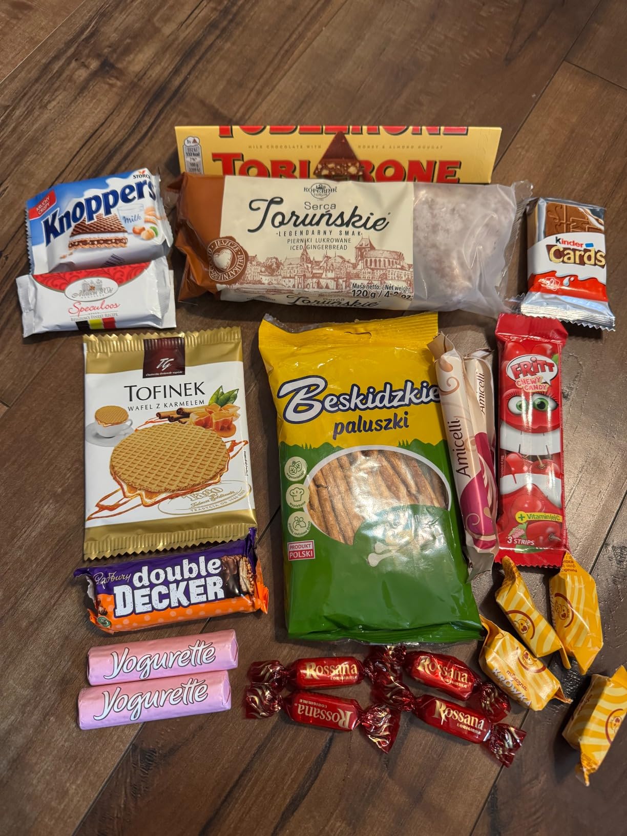 European Snack Box - 22 Authentic Snacks from Italy, Germany, Poland, Netherlands, Belgium, Switzerland, UK, Curated International Treats for a Delicious Taste Adventure customer photo 2