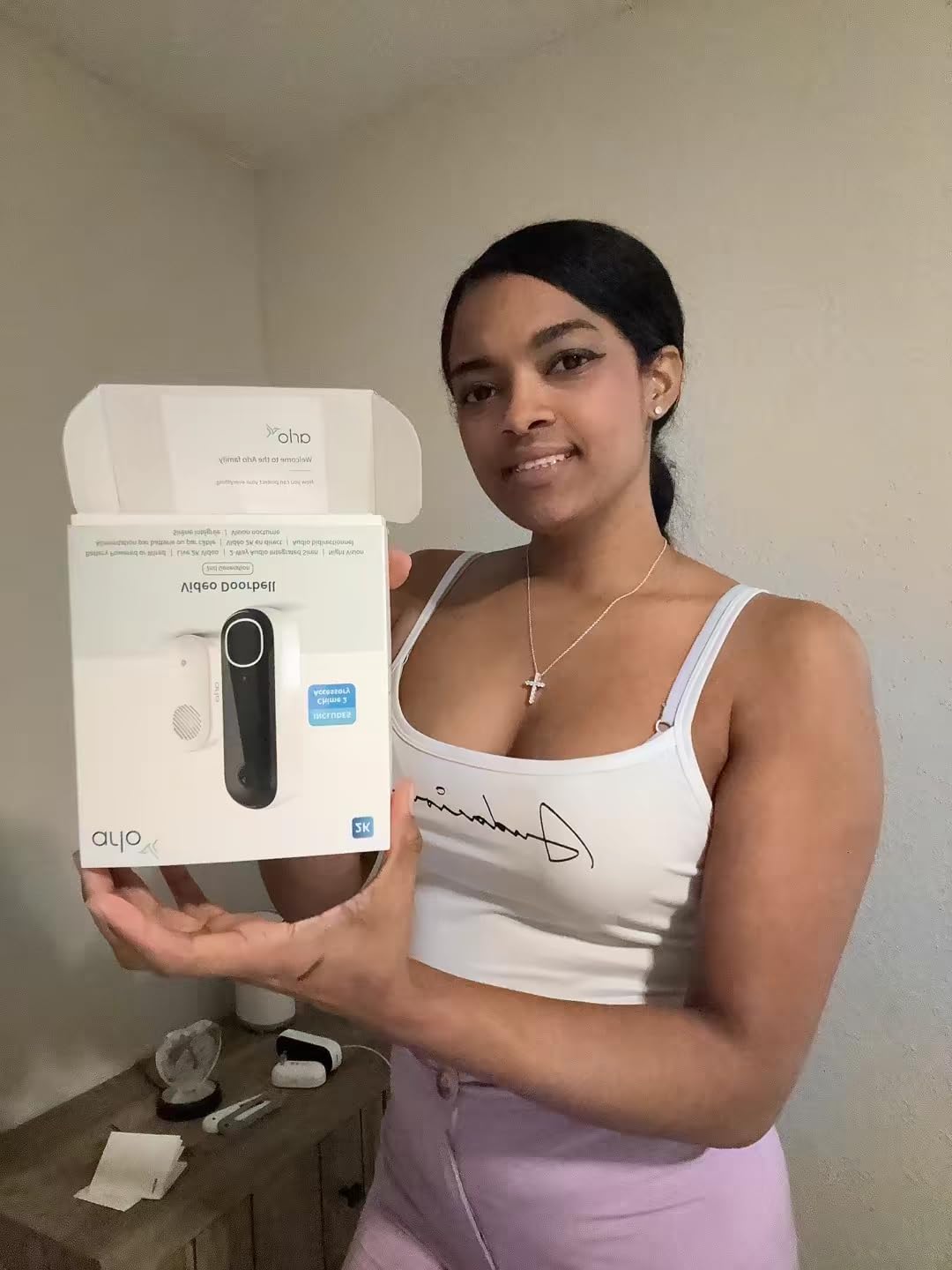 Arlo Video Doorbell 2K (2nd Gen) Wireless or Wired - 1-Cam + Chime | 2K head-to-toe video; Chime audible alerts; Package & person detection; Night vision, 2-way audio; 1-mo Secure plan incl. customer photo 1