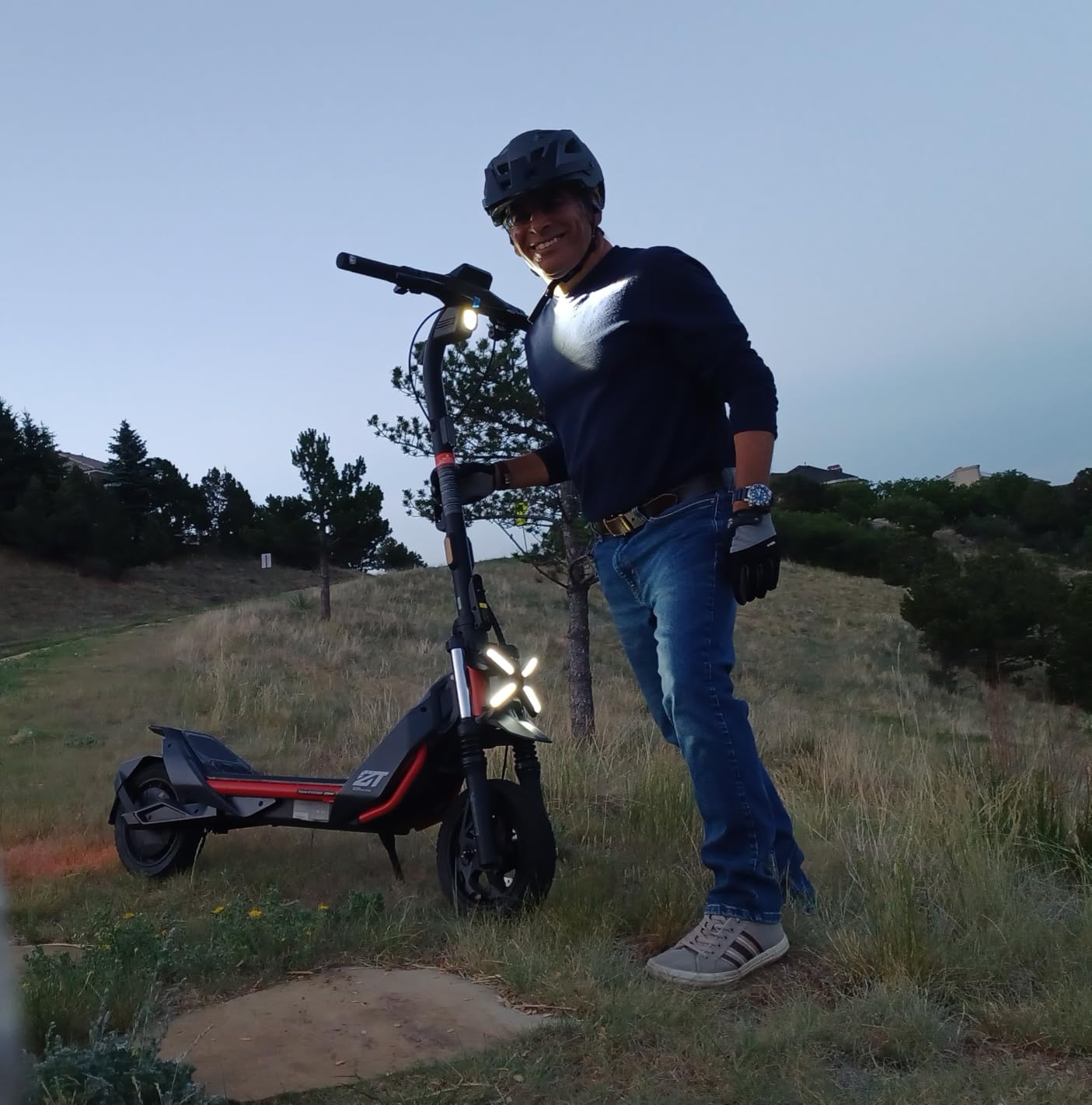 Segway ZT3 Pro Electric Scooter, Up to 24.9 MPH, 43.5-Mile Range, Dual Suspension, Flash Charge, 1600W Peak Motor, Off-Road Scooter for Adults UL Certified customer photo 1