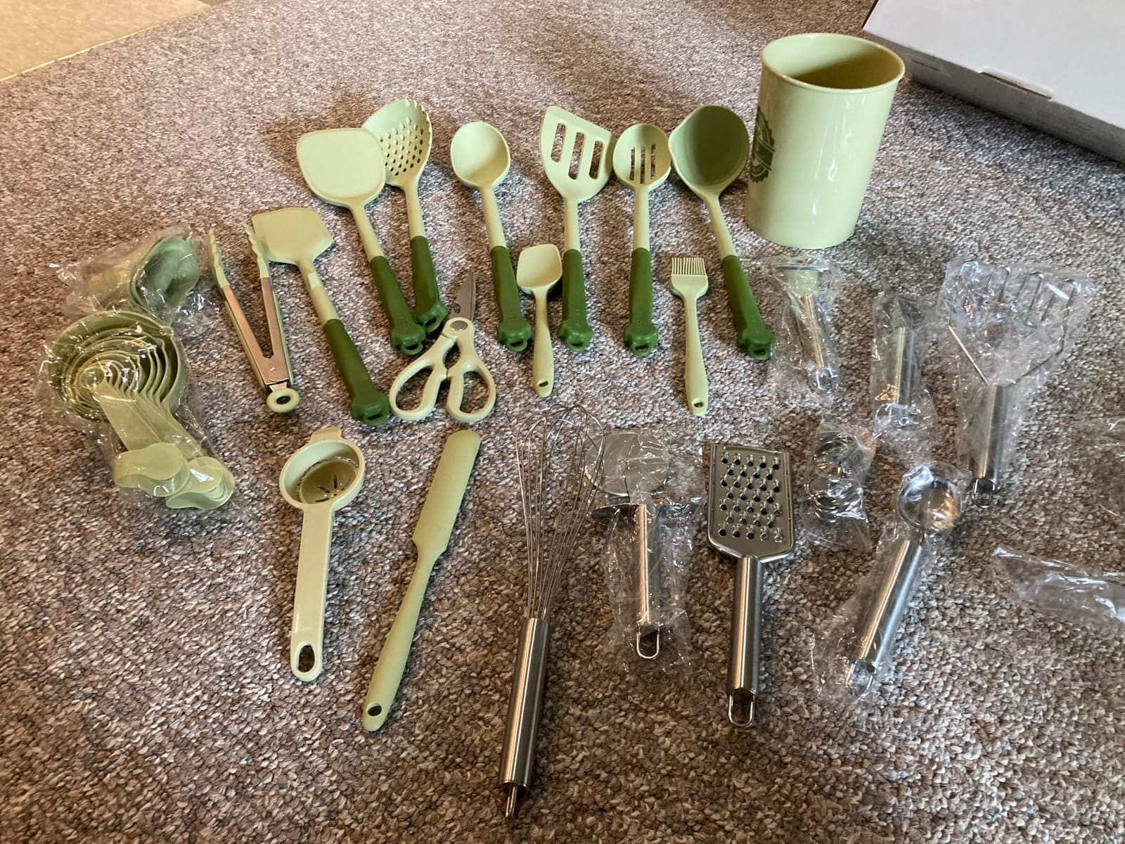 Kikcoin 43 PCS Silicone Kitchen Utensils Set, Dishwasher Safe Kitchen Cooking Utensils Set, 446°F Spatulas Silicone Heat Resistant, Non Toxic Silicone Utensils Set With Two-Tone Grip Handles, Gray customer photo 2