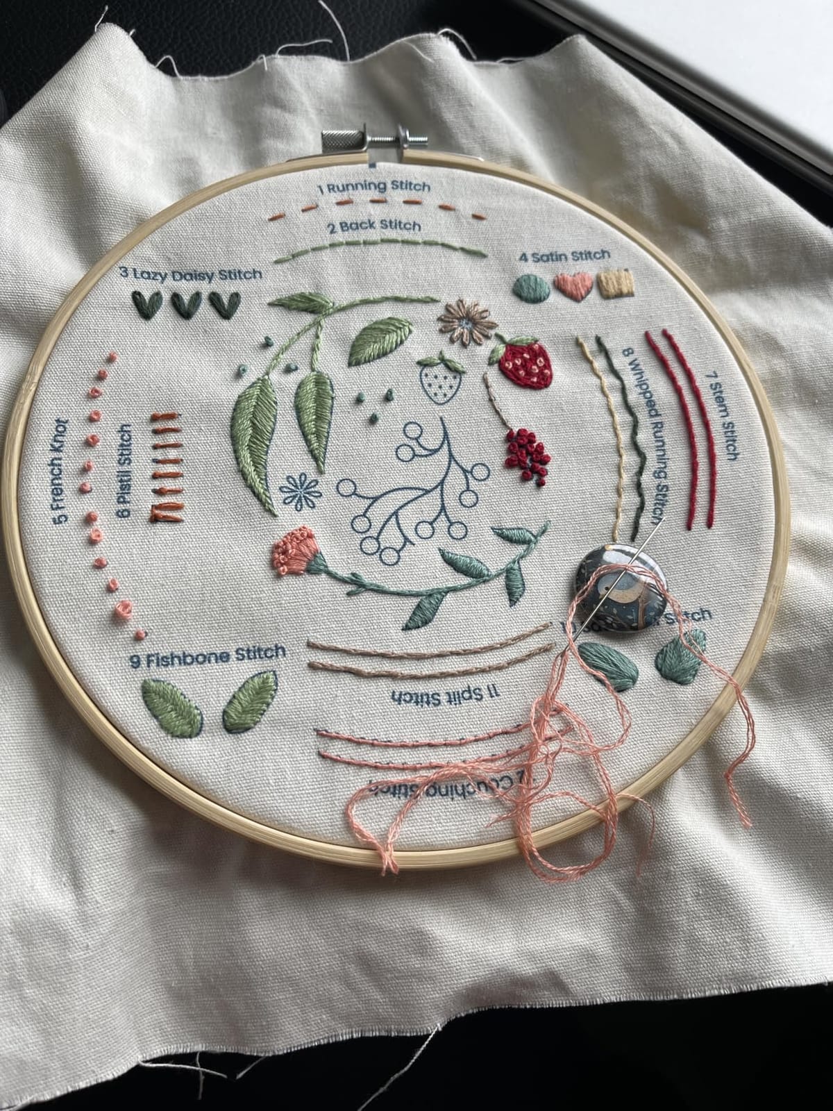 Craftwiz 4-Piece Starter Embroidery Kit for Beginners with Simple Patterns, Learn to Embroider 31 Stitches with Hand Embroidery Kit customer photo 2