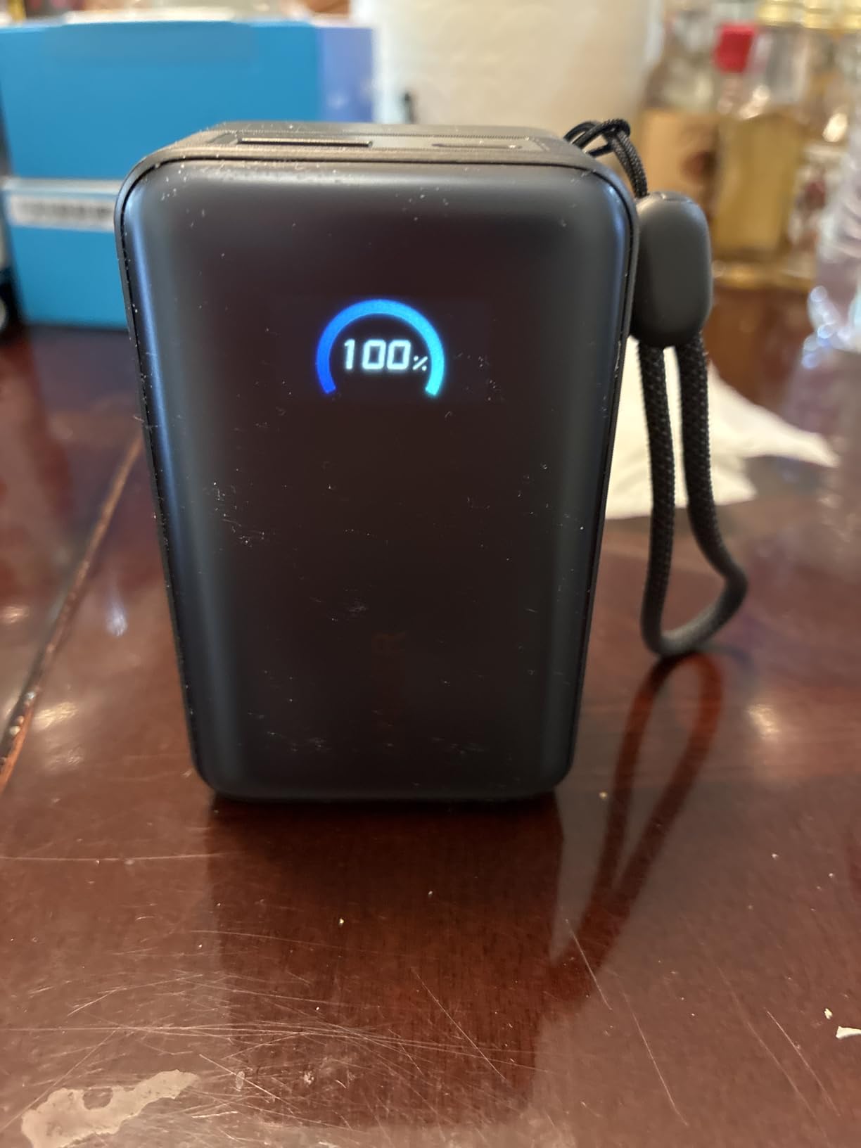 Anker Nano Power Bank, 45W 10,000mAh Portable Charger, iPhone Battery Pack | Built-In Retractable USB-C Cable, for iPhone 17 / 16 Series, iPad, Galaxy, Pixel, and More, Compact Travel Design customer photo 1