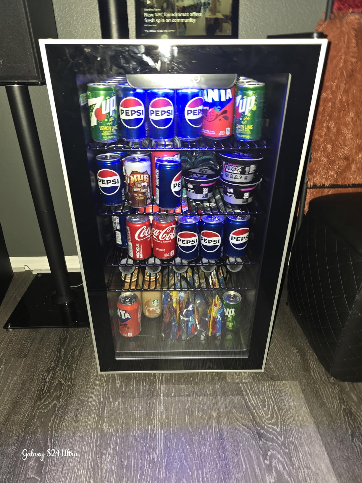 Electactic Mini Fridge 130 Can Beverage Refrigerator Cooler, 3.2 Cu.Ft Drink Fridge for Soda Wine Beer, Adjustable Temperature Control for Home Office, Black customer photo 2
