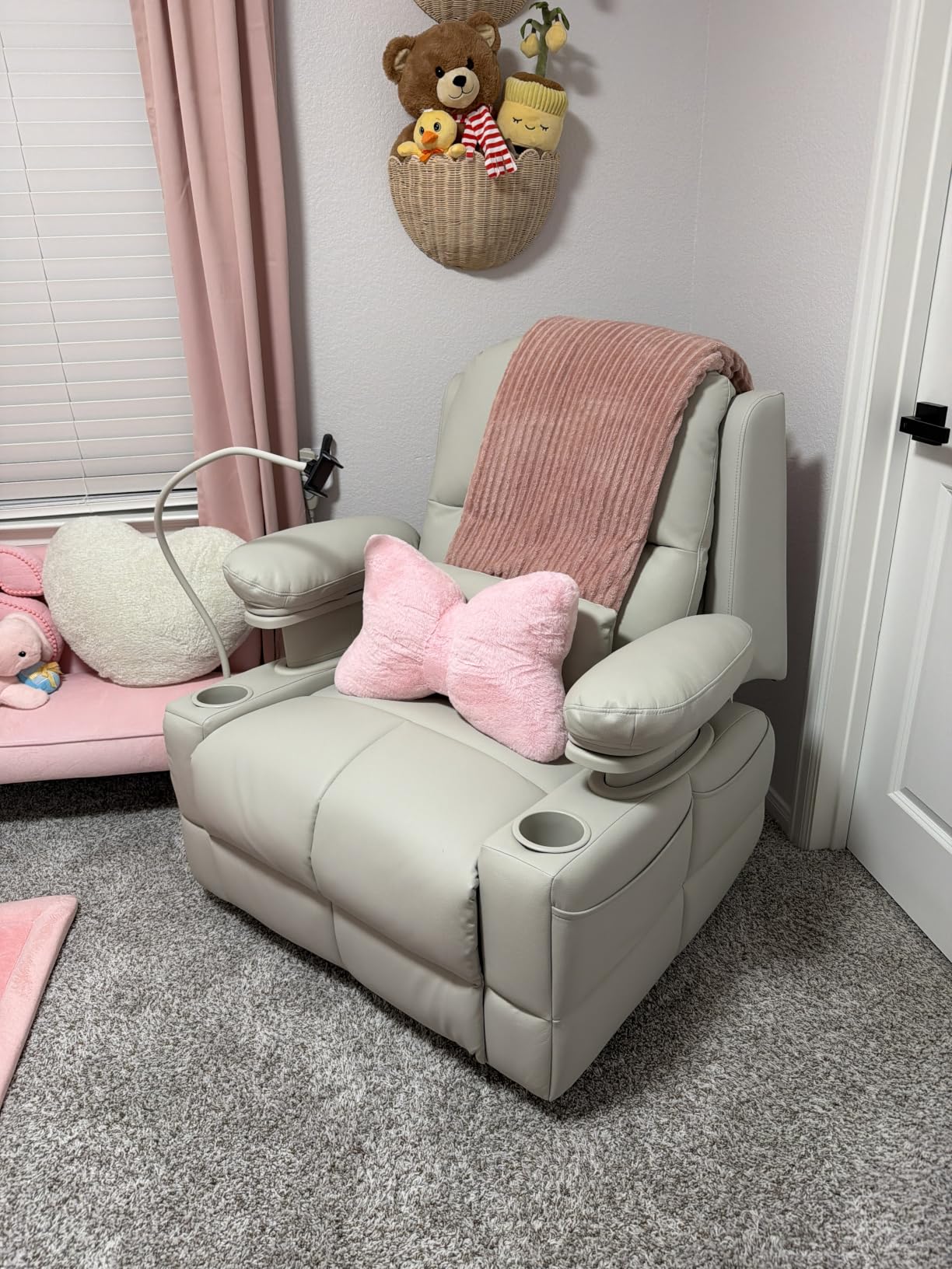 MAMAZING Lullapod Power Nursery Rocking Chair with HugAssist Armrest | Triple Motor Power Nursing Recliner customer photo 1