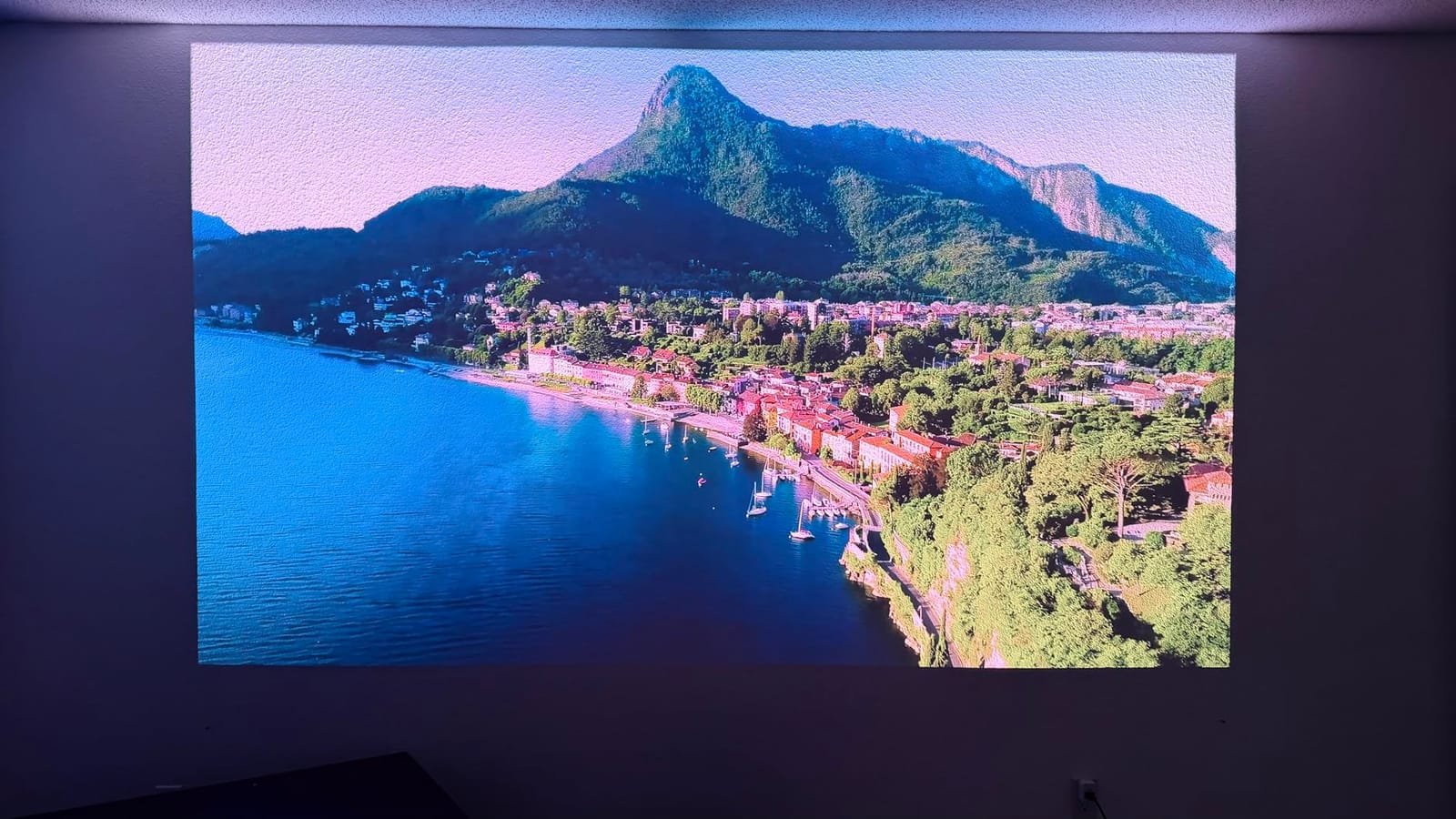 Hisense PL2, Ultra Short Throw Home Theater Laser Projector, 80 inch - 150 inch, 4K UHD, 2,700 Lumens, 3000:1 Contrast, Dolby Vision & Atmos, 3D, Google TV, WIFI 6E customer photo 1