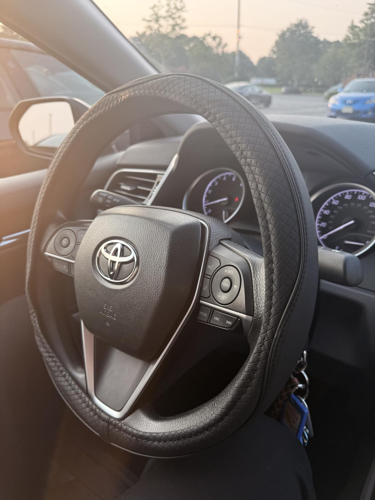 Ouzorp Car Steering Wheel Cover, Microfiber Leather Steering Wheel Covers with Anti-Slip Lining, Universal 14.5-15 inchs Black customer photo 2