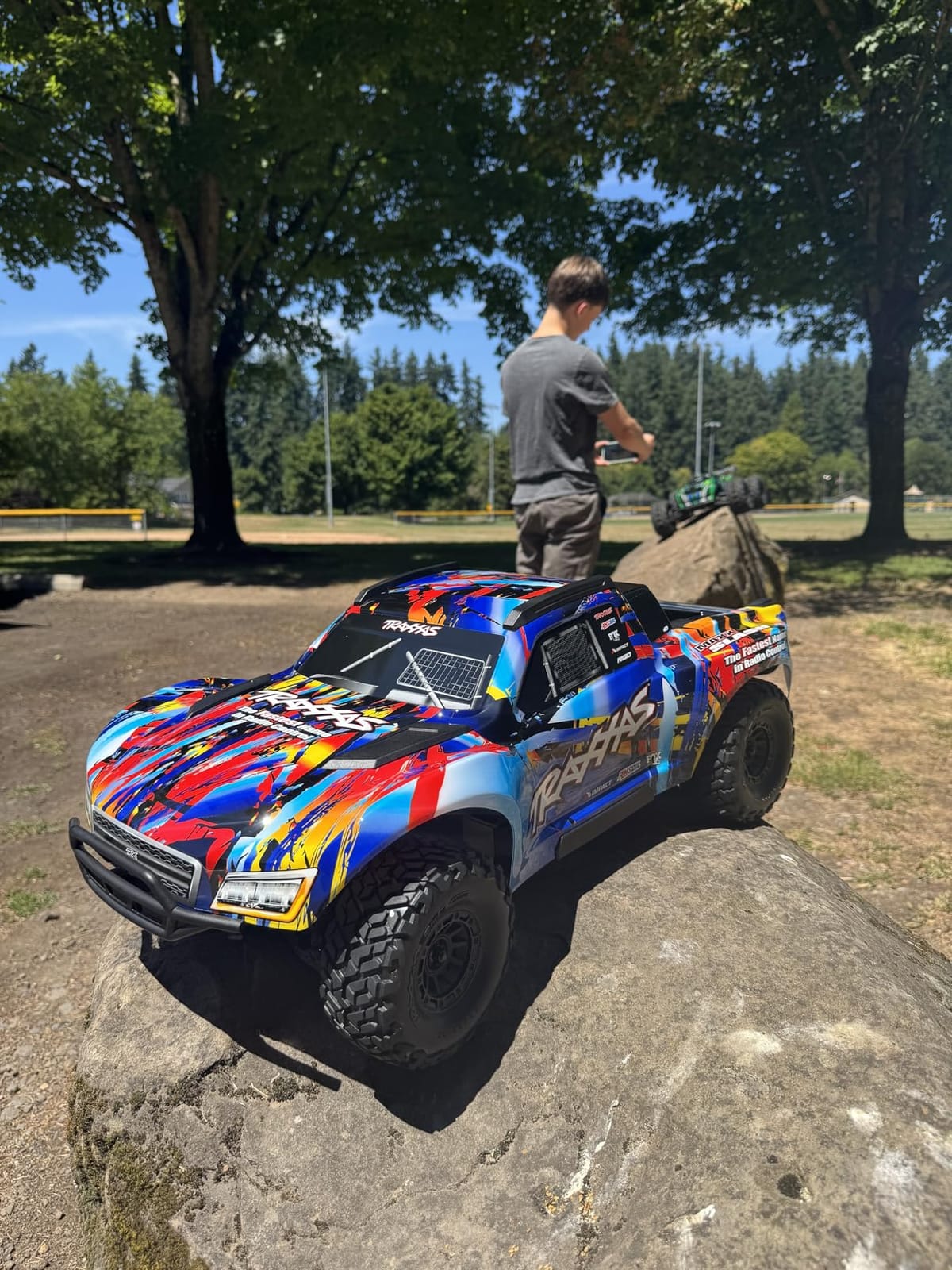 Traxxas Maxx Slash 1/8 Scale 6s Brushless 4X4 Short Course Truck (Rock n' Roll) customer photo 1