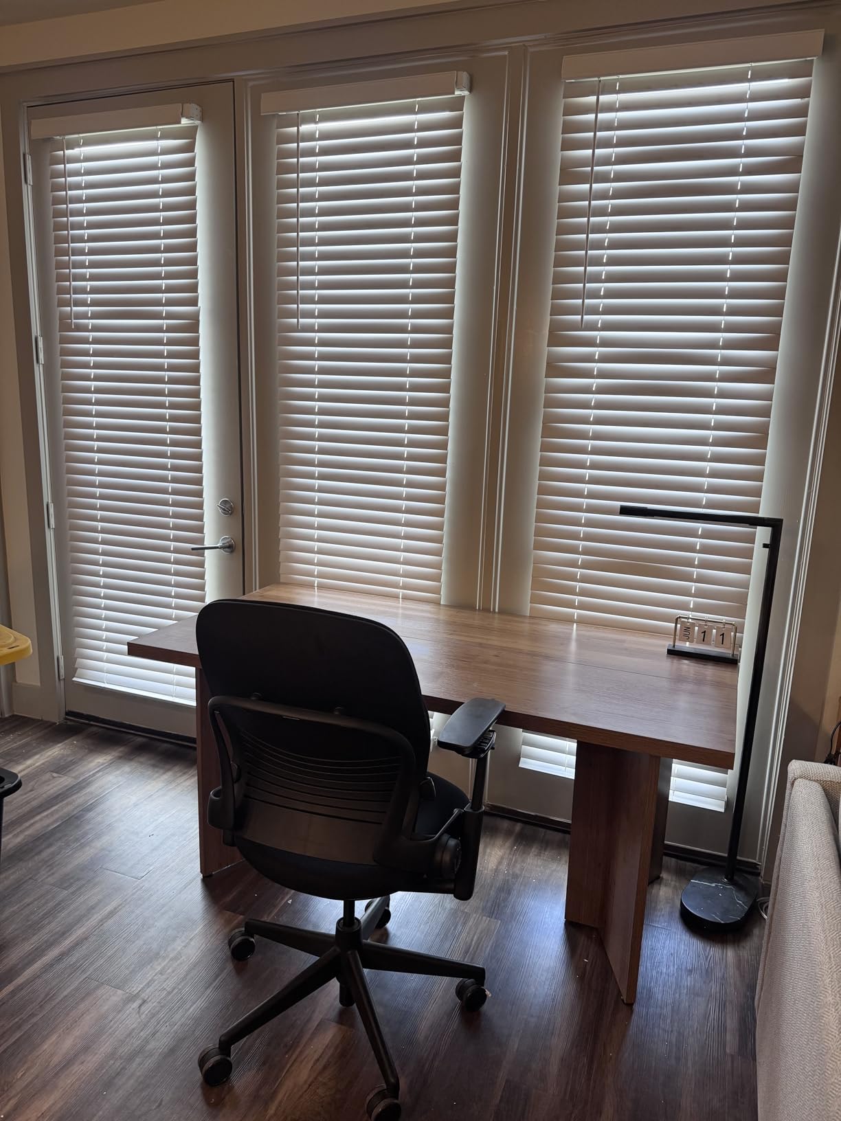 Tribesigns 63-inch Executive Desk, Vintage Home Office Computer Desk with Large Tabletop, Farmhouse Wood Writing Conference Table Workstation for Office, Study, Walnut Brown customer photo 1