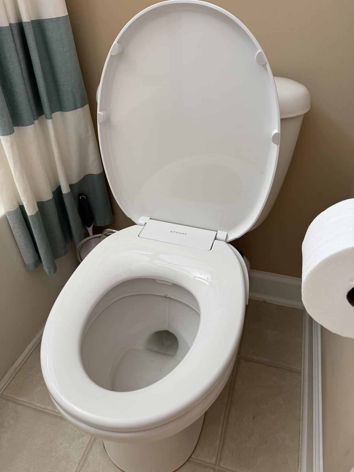 TUSHY Wave Non-Electric Bidet Toilet Seat, Round, Bamboo Knob | Quick-Release, DuoFlow Front and Rear Wash, Self-Cleaning Nozzle, Soft-Close Lid customer photo 1