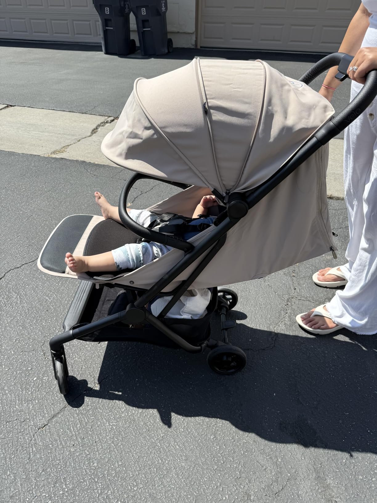 Mompush Velo Compact Travel Stroller One Second Fold | Airplane carry-on approved, near-flat recline, magnetic harness, leather bumper bar, UPF 50+ for newborns to toddlers customer photo 2
