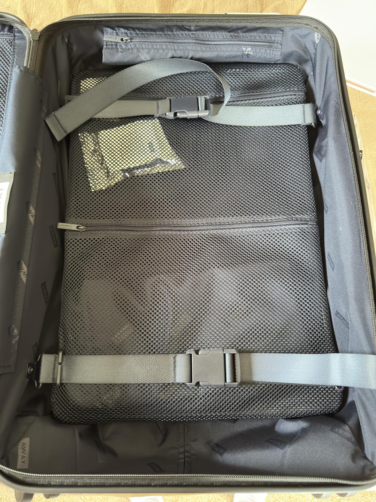 Bigger Carry-On Luggage, 23-Inch Lightweight Hardside Spinner Suitcase customer photo 1