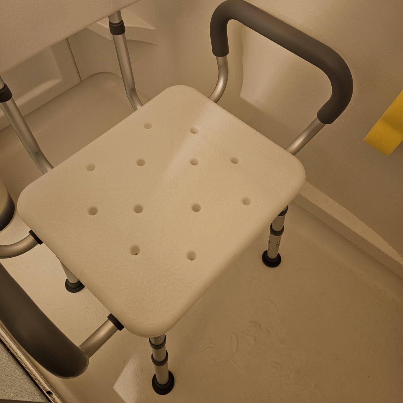 soundfuse Shower Chair for Inside Shower with Arms and Back, Aluminum Frame | Height Adjustable, 400 Lbs Heavy Duty Bath Seat, Non-Slip Feet, Shower Chairs for Elderly and Disabled, Tool-Free Assembly customer photo 1