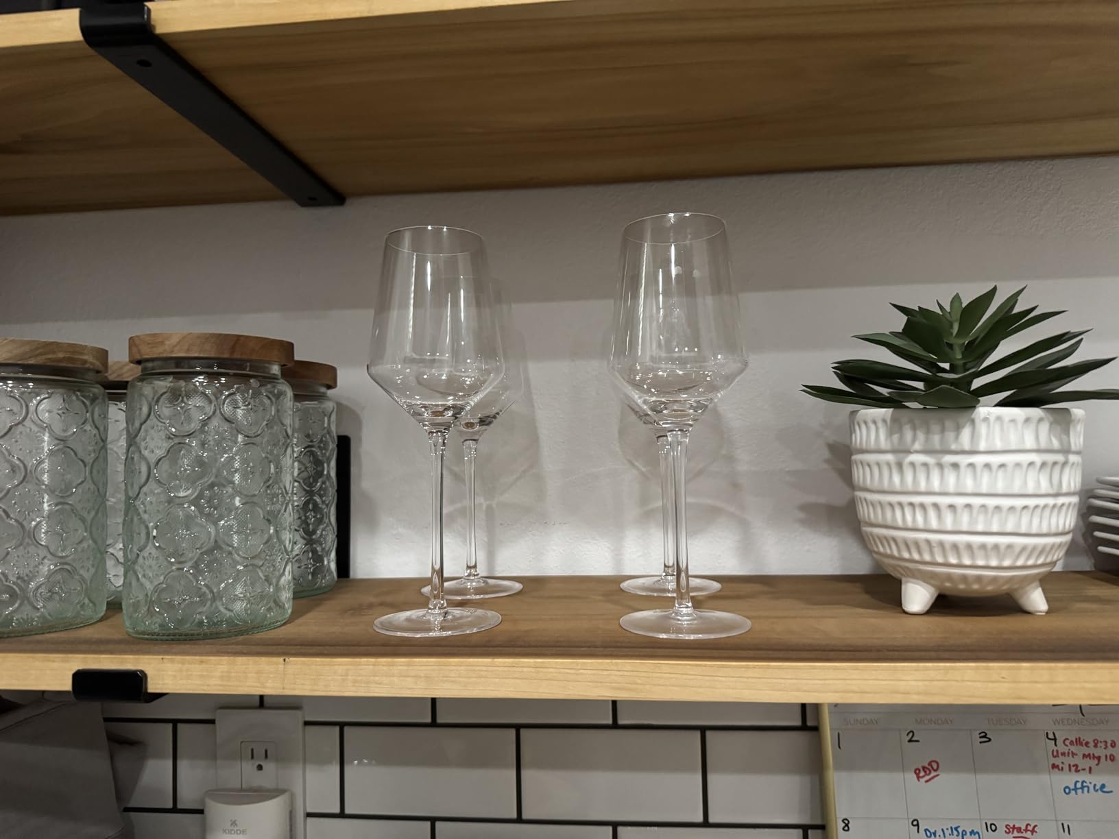 Stemless Wine Glasses Set of 4, Red White Wine Glasses, No Stem, Clear, 15oz, Premium Crystal Sturdy Drinking Glass for Daily Use, Birthday, Wedding, Home Party, Anniversary, Shower Gift customer photo 1