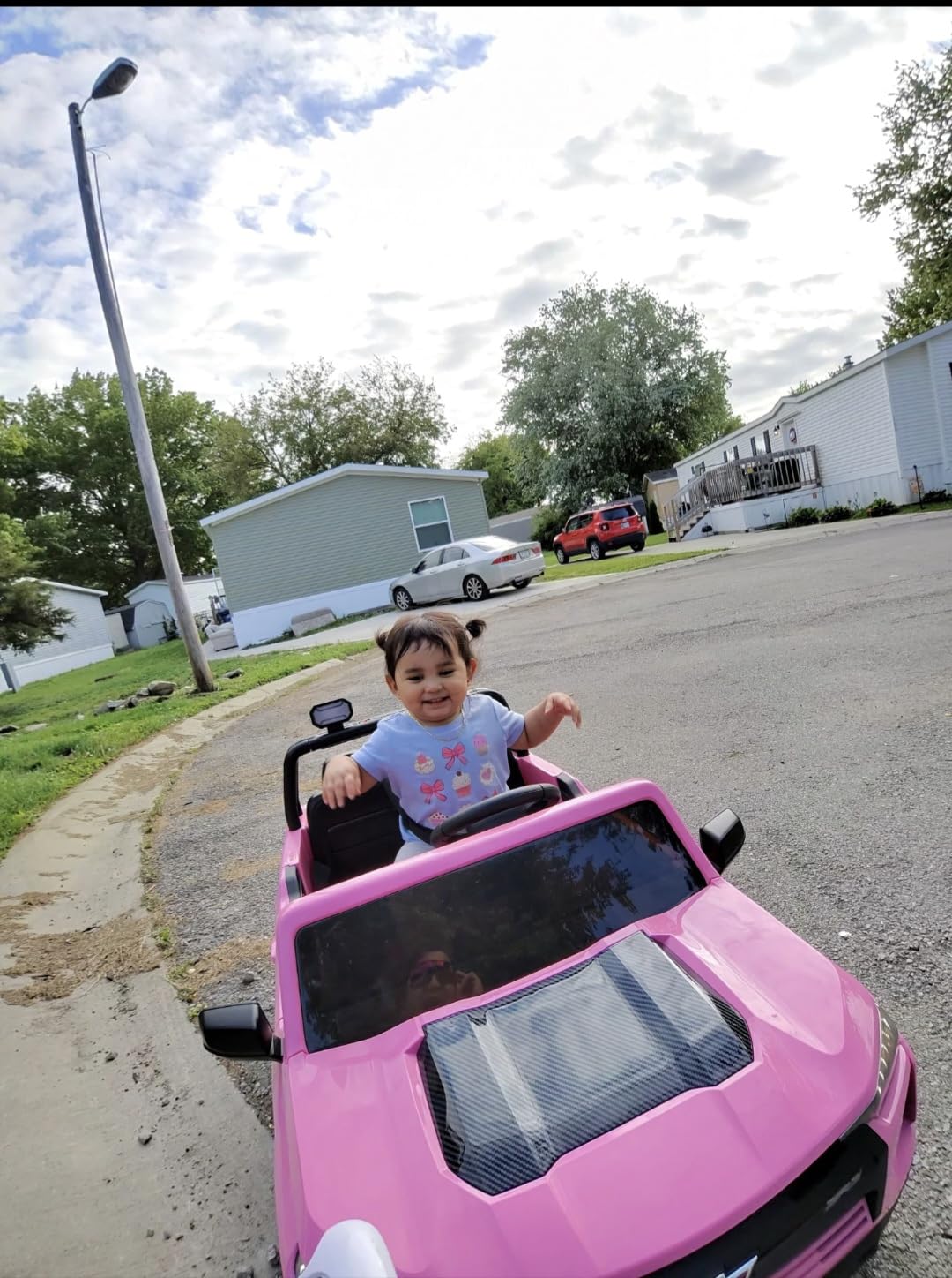 24V Licensed Colorado Kids Electric Ride on Car, 2 Seater Pink | Parental Remote Control | 4WD | 2 Speeds | Built-in Bluetooth Music | LED Lights | Outdoor Toy Car for Kids Aged 3-8 customer photo 2