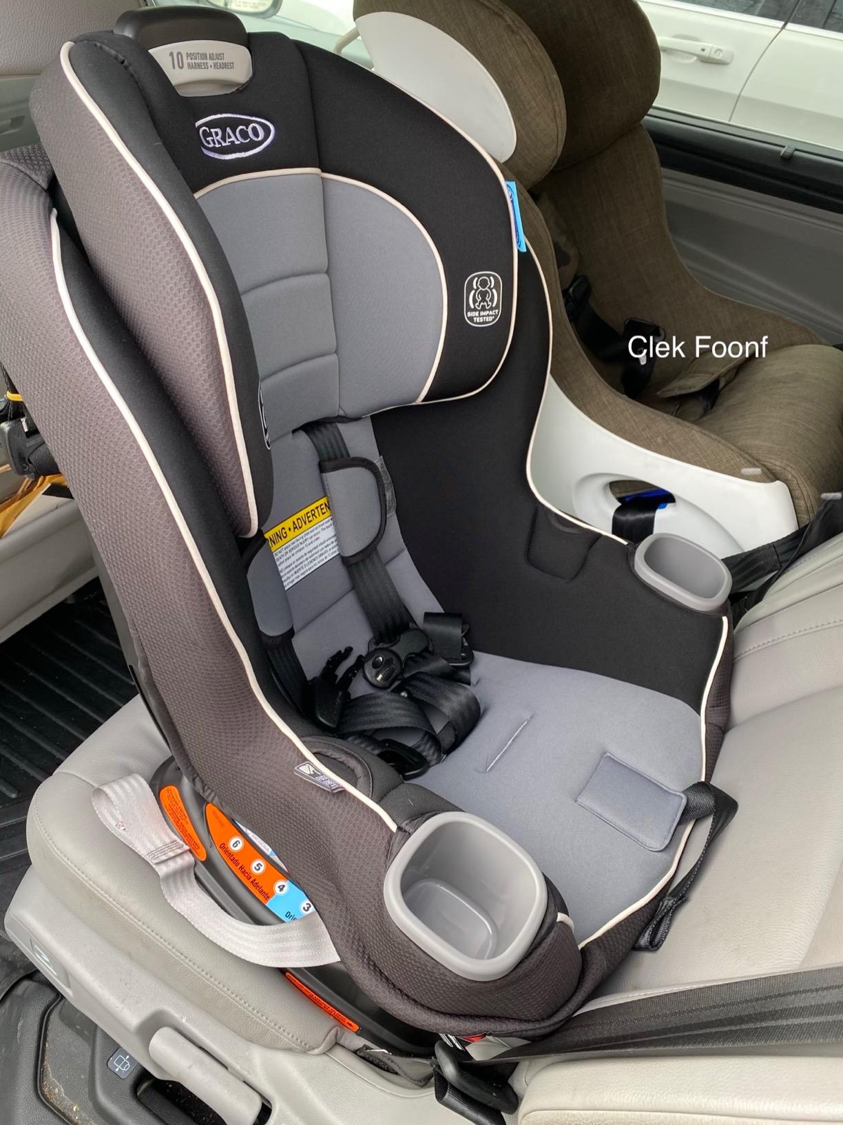 Graco Extend2Fit 3-in-1 Convertible Car Seat, 3 Modes - Rear Facing, Forward Facing Baby Car Seat and Highback Booster Seat, Adjustable Extension Panel for Extra Legroom, Ashten customer photo 2