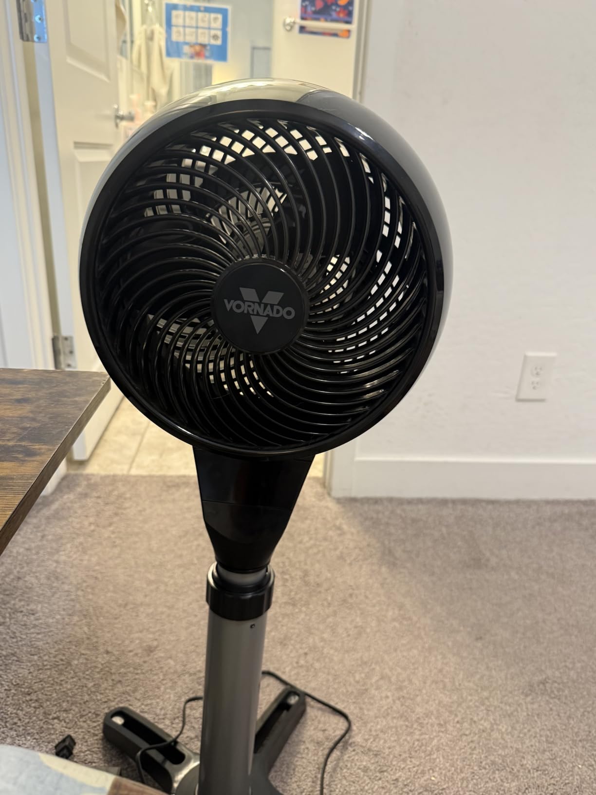 Vornado 6803 OSC Pedestal Circulator, Oscillation, Remote, 4 Speeds, Timer | Included Remote, 35-44