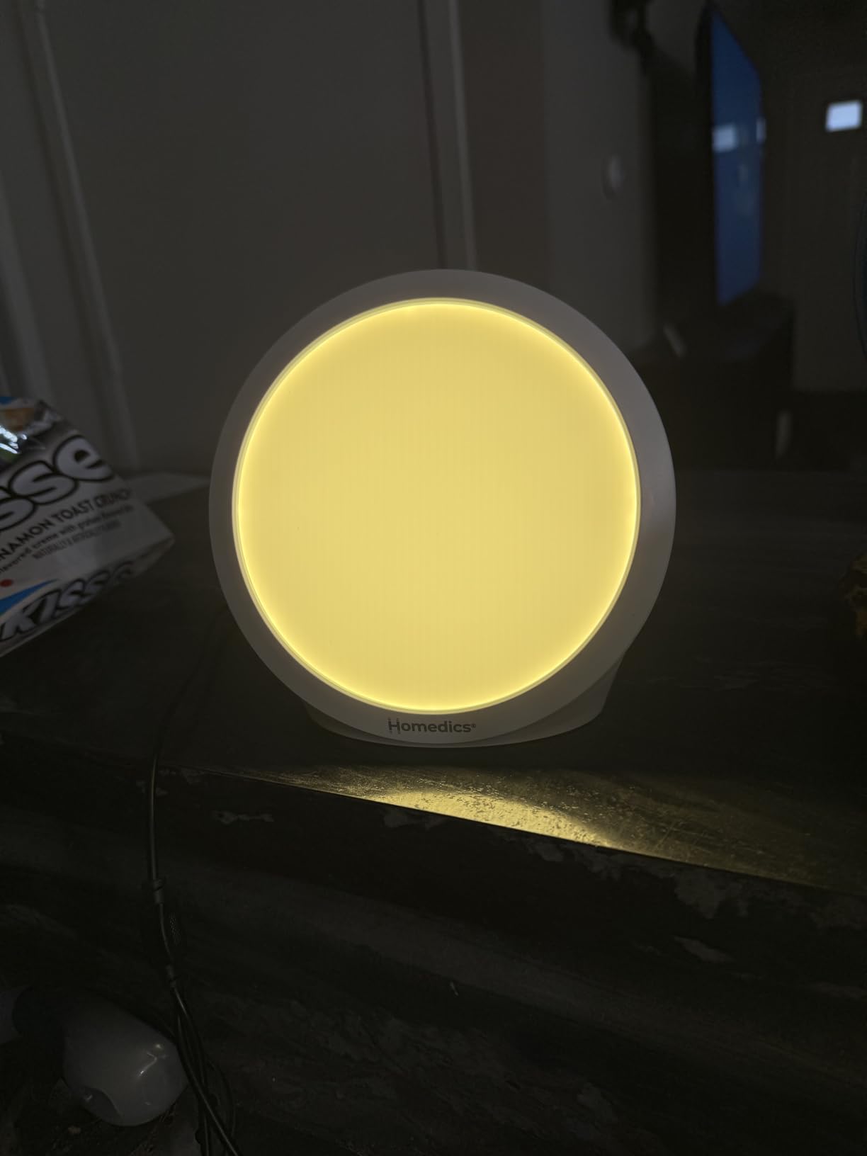 Homedics Light Therapy Lamp, Sun Lamp,10,000 Lux, UV-Free, Full Spectrum LEDs customer photo 1