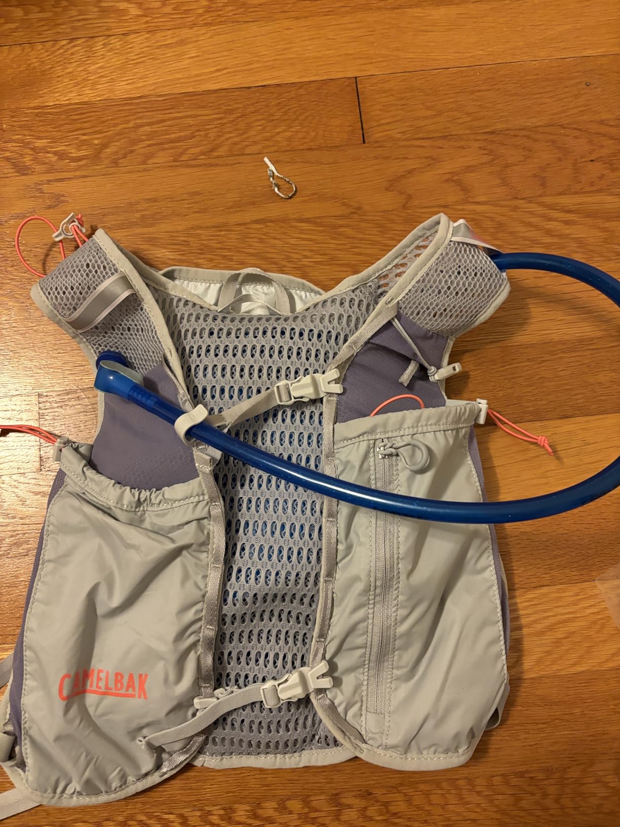 CamelBak Women's Circuit Run Hydration Vest 50oz customer photo 2
