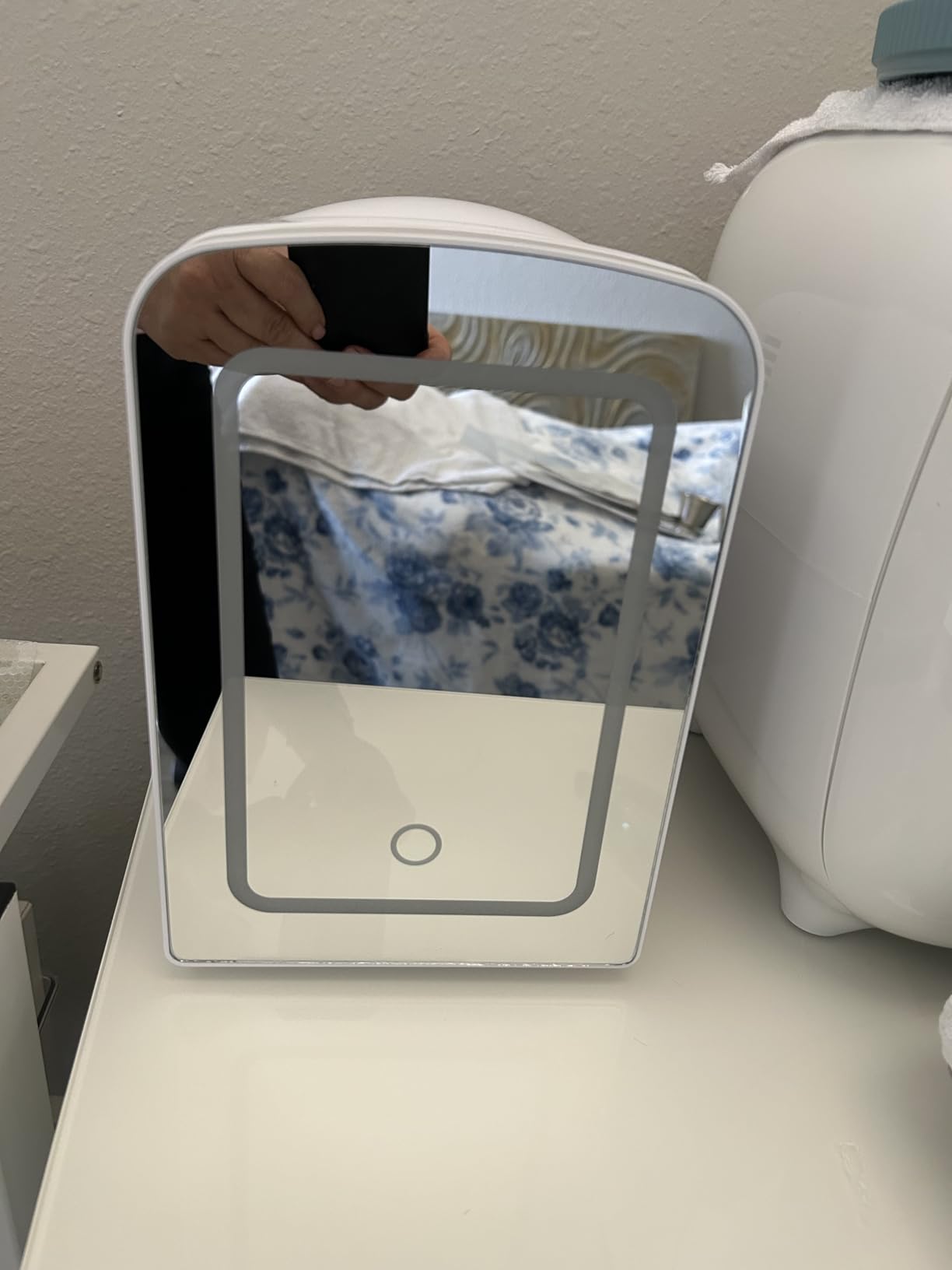 Xbeauty 4L Mini Skincare Fridge With Dimmable LED Mirror | Mini Makeup Fridge for SkinCare, Cosmetics, Food & Drinks, Portable Small Refrigerator for Bedroom, Dorm, Car, Office, White customer photo 2