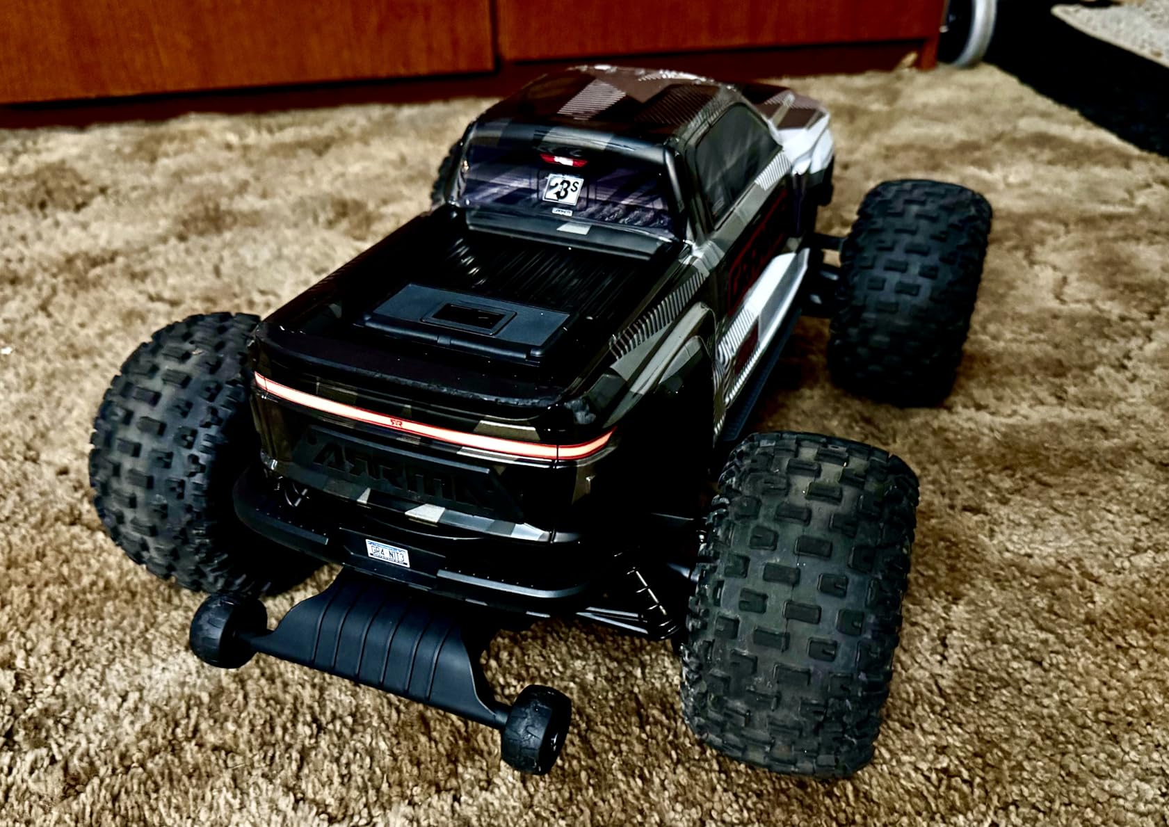 ARRMA RC Truck 1/10 Granite 4X4 223S BLX Brushless Monster Truck RTR, Blue customer photo 1