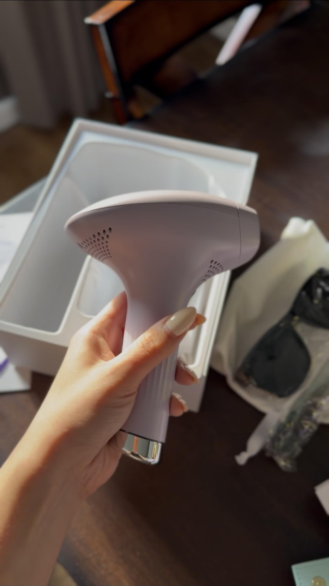 Michael Todd Beauty LUMOS Laser IPL Hair Removal Device for Women and Men | 50°F CoolMax Technology, 999,999 Flashes, 3 in 1 with Skin Sensor for Nearly Painless, Permanent Hair Removal customer photo 2
