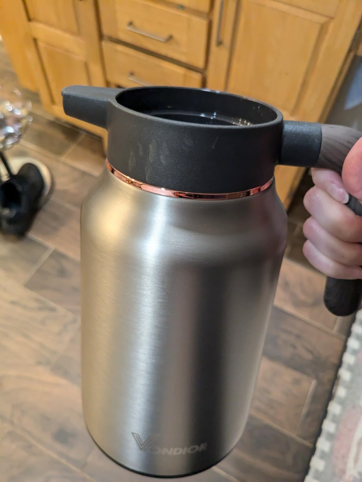VONDIOR Airpot Coffee Dispenser with Pump - 169 Oz Insulated Stainless Steel Coffee Carafe - Thermal Beverage Dispenser - Coffee Urn for Hot/Cold Water, Party Chocolate Drinks customer photo 2
