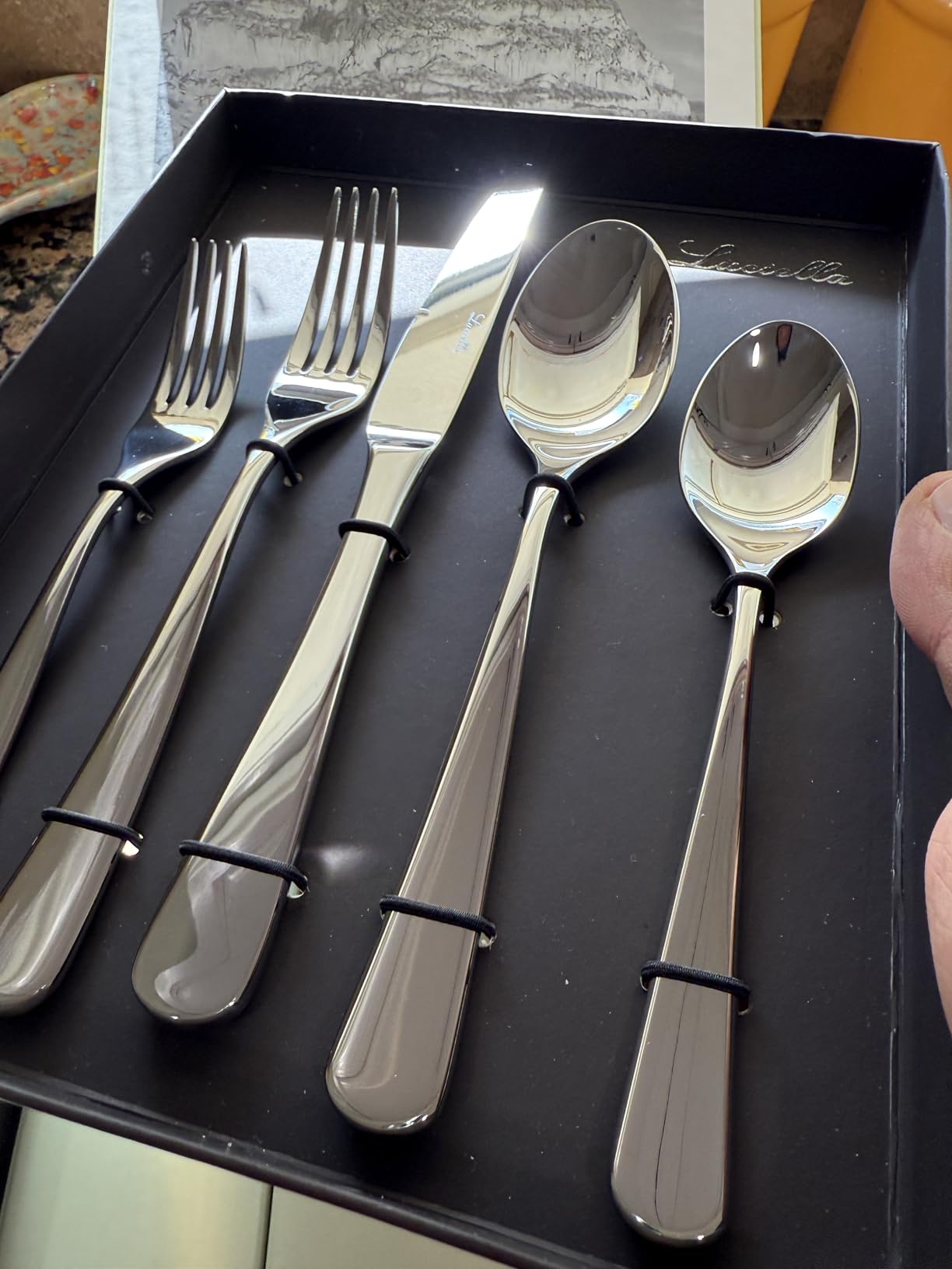 LUCIELLA 45-Piece Premium 18/10 Forged Silverware Set with serving utensils | Stainless Steel Flatware Set, Dishwasher Safe, Service for 8, Forks & Spoons, Gift-ready Packaging for Housewarming (Tropea) customer photo 2