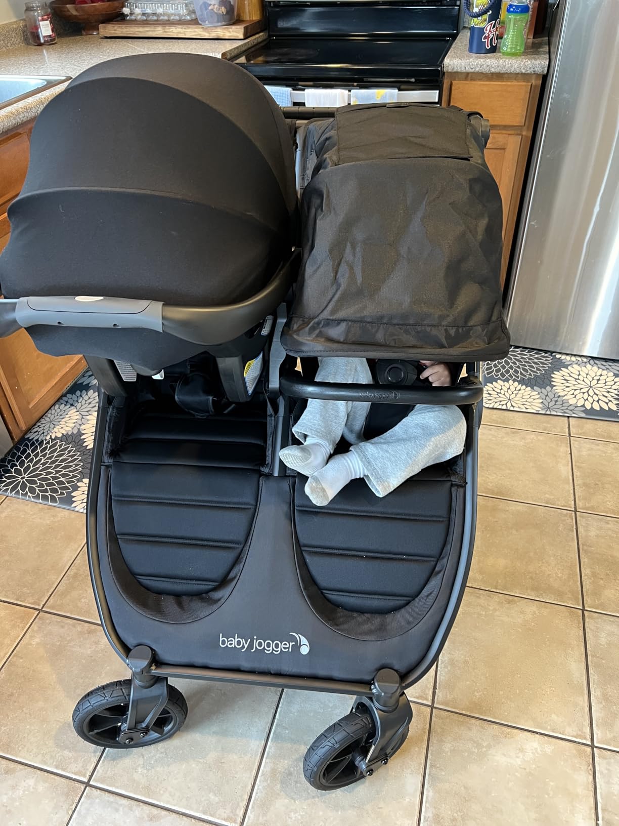 Baby Jogger City Mini GT3 All Terrain Baby Stroller with Forever Air Rubber Tires, All Wheel Suspension, Lightweight Stroller with Magnetic Buckle, No-Rethread Harness, and Foot Brake, Rich Black customer photo 2