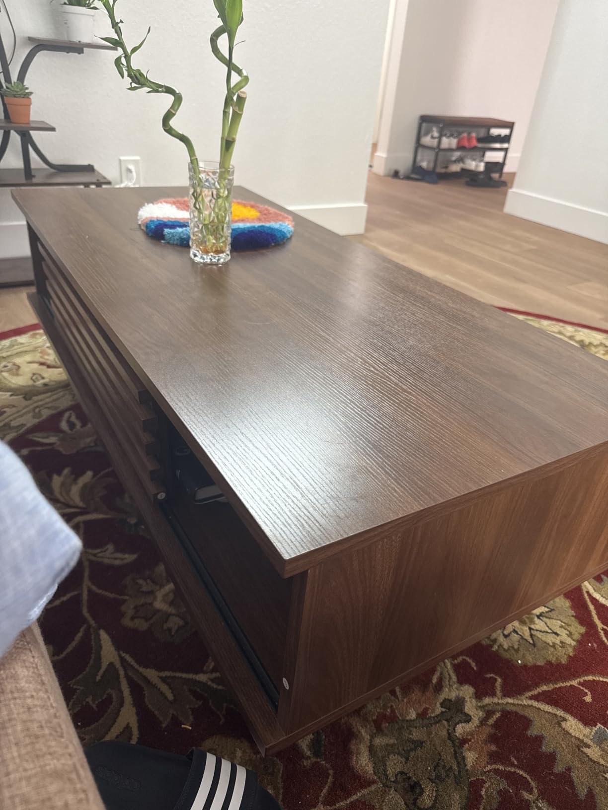 Furniway Mid Century Modern Coffee Table, Wood Coffee Table with Storage, Farmhouse Table for Living Room, Apartment, Walnut customer photo 1