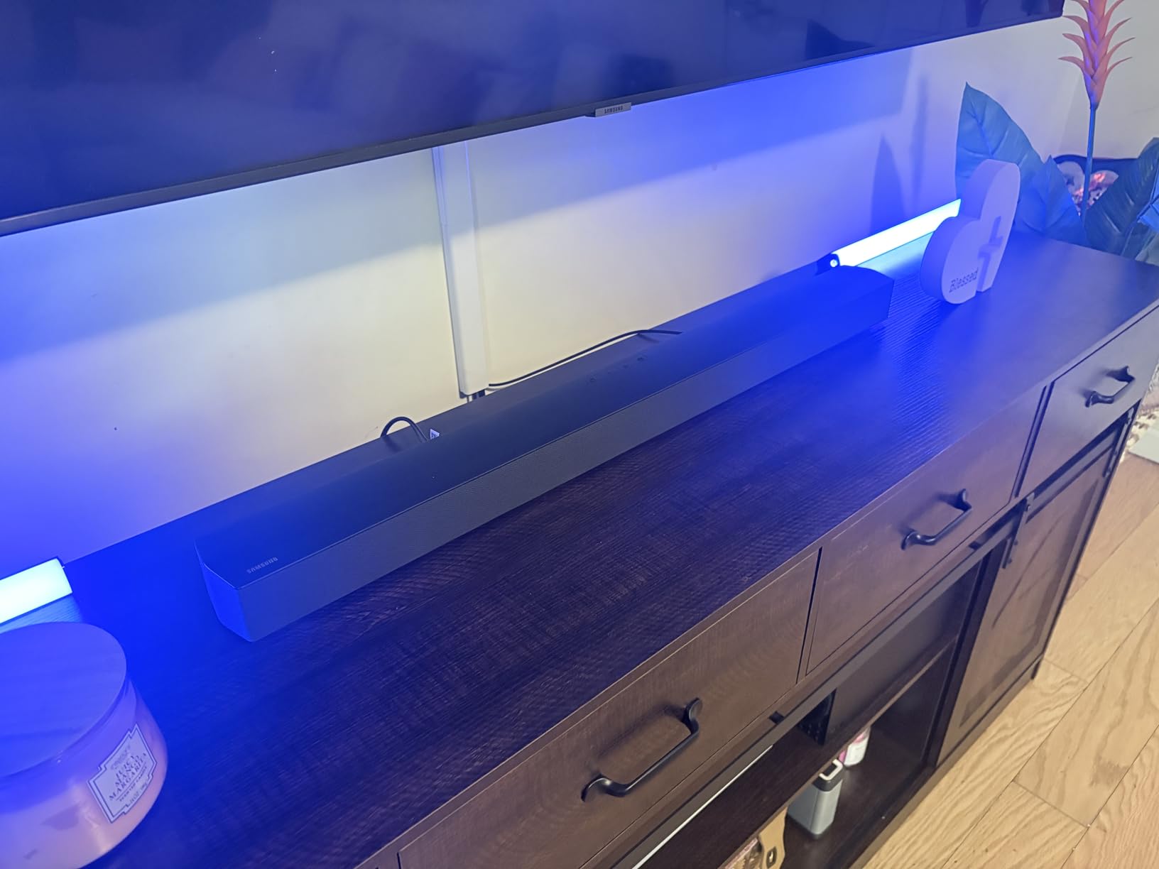 Samsung B-Series Soundbar HW-B550F 2.1 ch DTS Virtual:X Soundbar with Subwoofer (2025 Model) customer photo 1