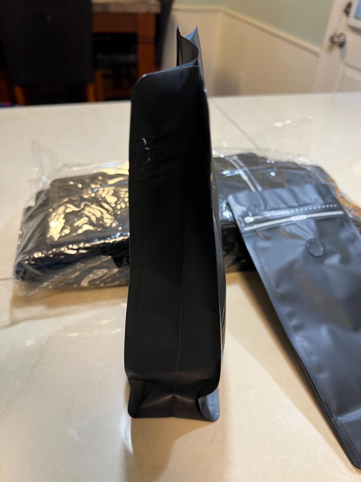 New 2.5 KG Large Capacity Coffee Bags with Valve (50 PCS) Black Sides White High Barrier Aluminum Foil Flat Bottom Standing Coffee Beans Storage Packaging Bags, Reusable Heat Seal Side Zipper Pouches customer photo 1