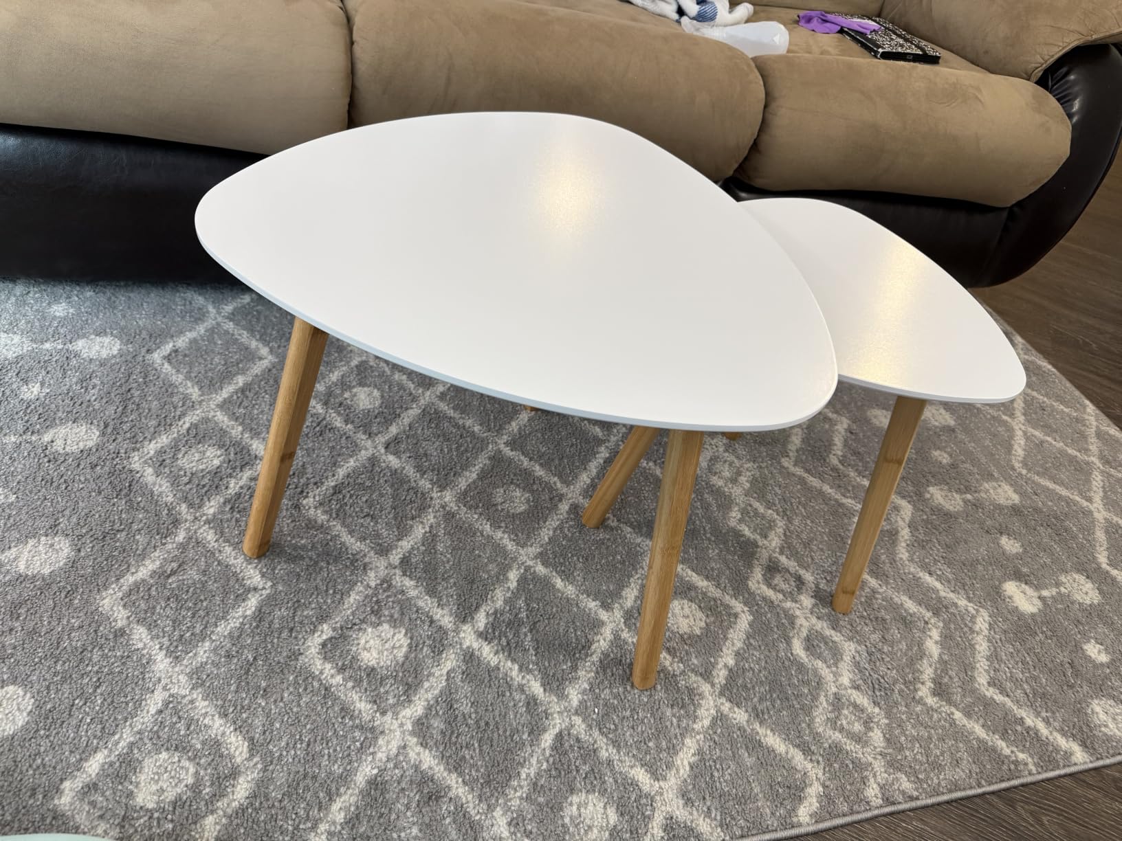 BAMEOS Monstera Leaf Nesting Tables Set of 2, Small Side Tables f Set with Leaf Vein Pattern, Modern Wooden CoffeeTables for Living Room Bedroom Apartment Balcony Yard customer photo 2