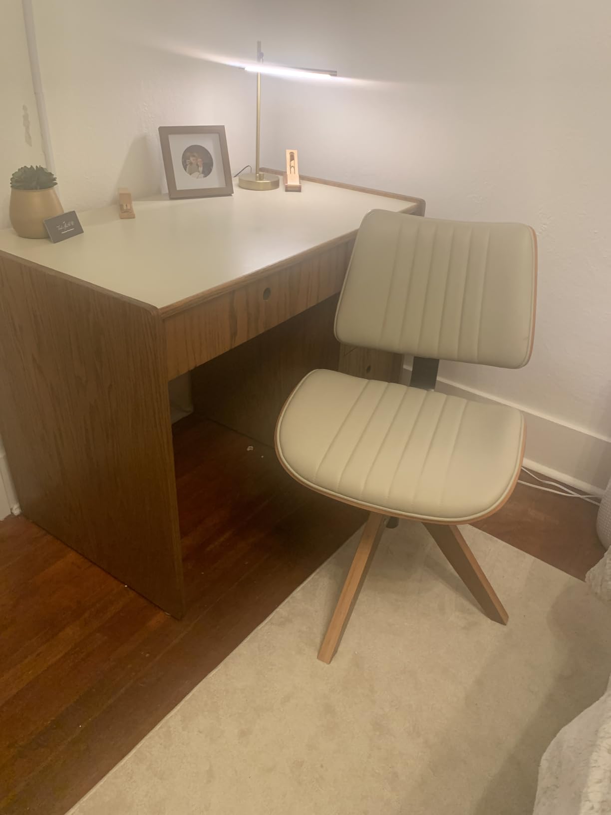 HULALA HOME Faux Leather Home Office Desk Chair No Wheels, Ivory - Mid-Century Modern Desk Chair with Wood Legs, 360 Swivel customer photo 1