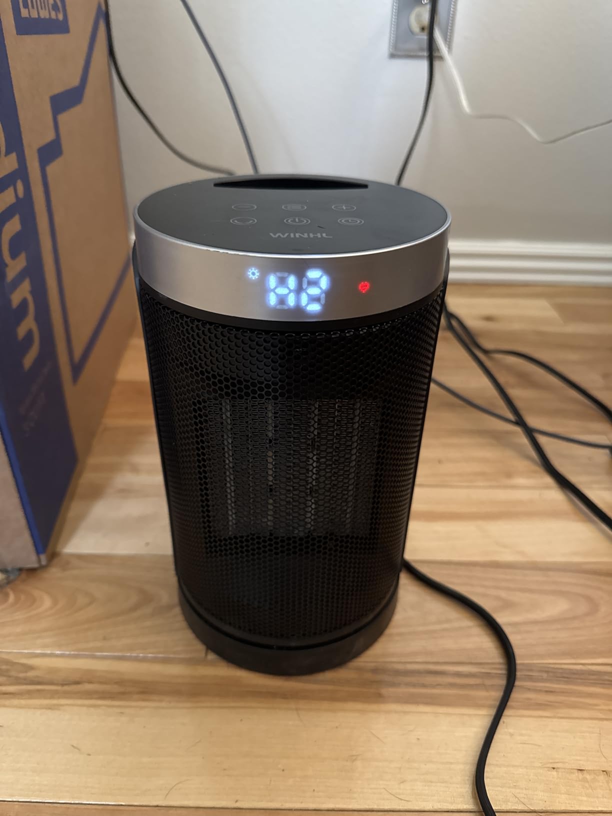 Space Heater, WINHL Small Portable Electric Heaters for Indoor Use with Thermostat and Remote, 70°Oscillation, 12H Timer, 5 Modes, 1500W PTC Ceramic Fast Safety Heat for Office Bedroom Home customer photo 2