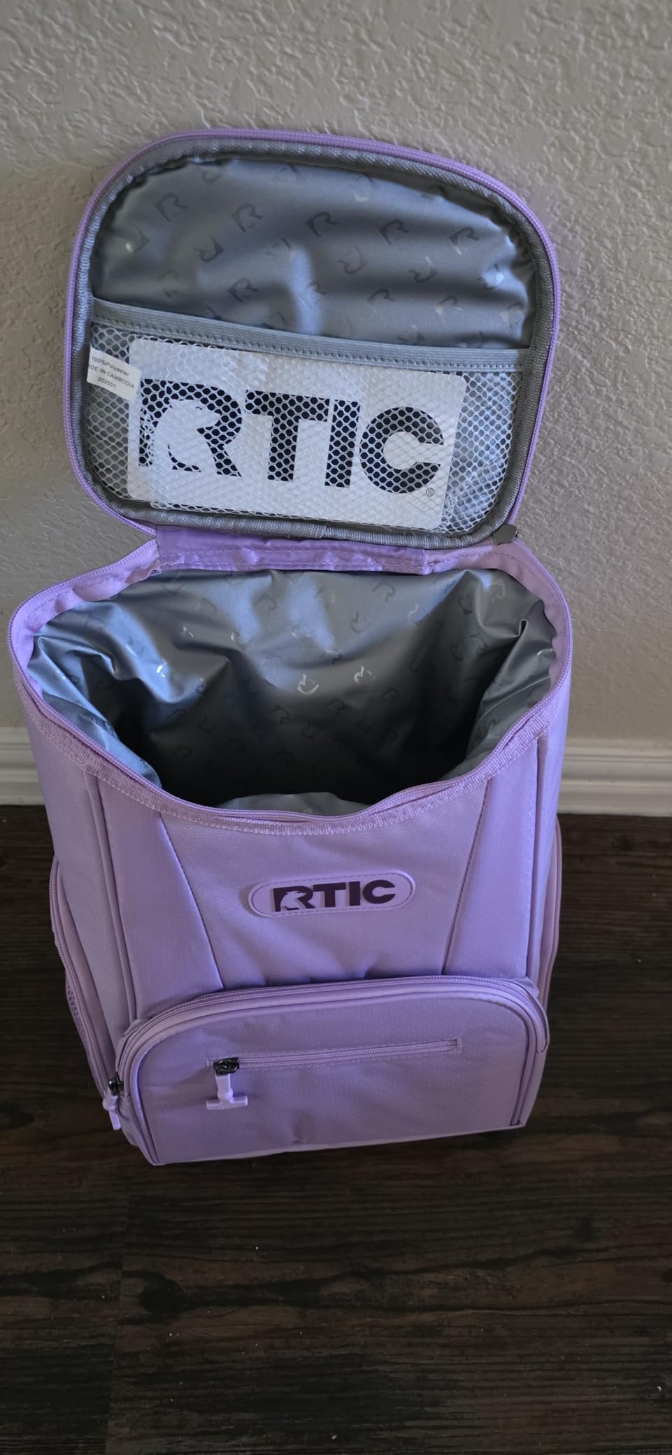 RTIC Lightweight Backpack Cooler Soft Insulated Portable Bag for Lunch, Beach, Drink, Beverage, Travel, Camping, Picnic, Car, Hiking customer photo 2
