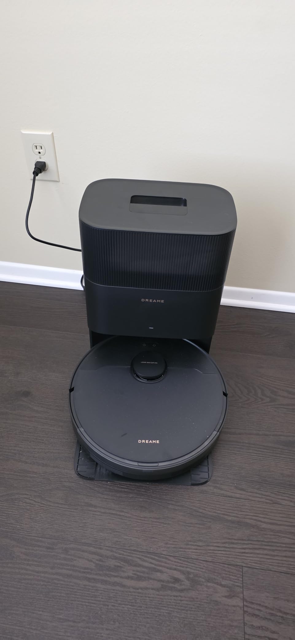 DREAME D20 Plus Robot Vacuum and Mop, 13,000Pa Suction, Self-Emptying with 5L Dust Bag, DuoBrush for Pet Hair, LDS Mapping, App & Voice Control, 5200mAh Battery, Ideal for Hard Floors & Carpets customer photo 1