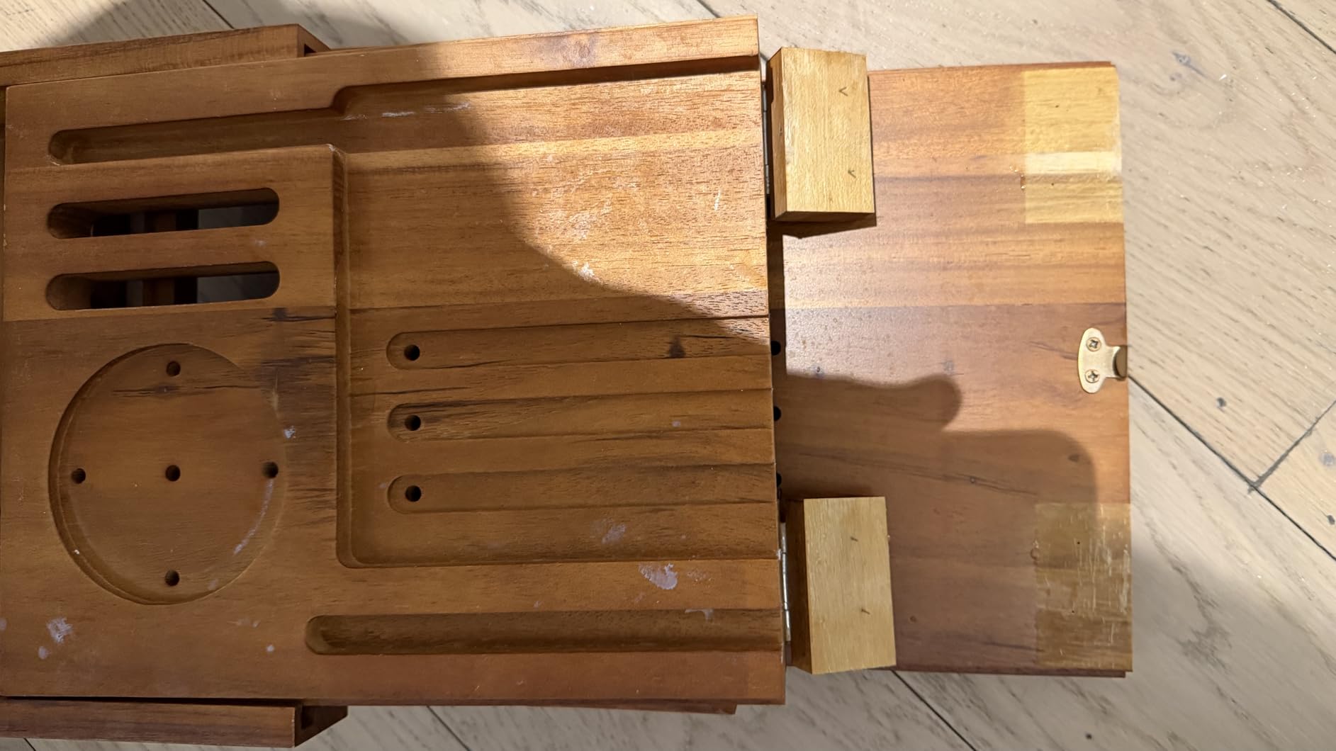 Teak Bathtub Tray Caddy, Adjustable Width Wood Bath Organizer | Built-In Wine Holder, Tablet & Book Stand, Water-Resistant Finish, Fits Most Tubs customer photo 2