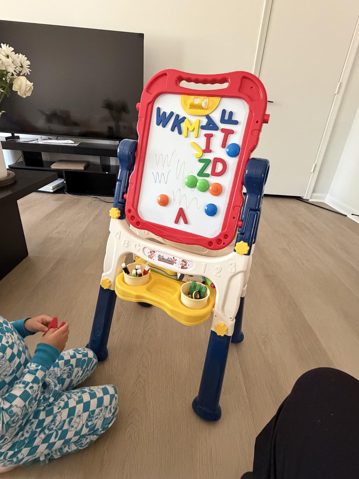Easel for Kids Toys, Double-Sided Magnetic Painting Board customer photo 2