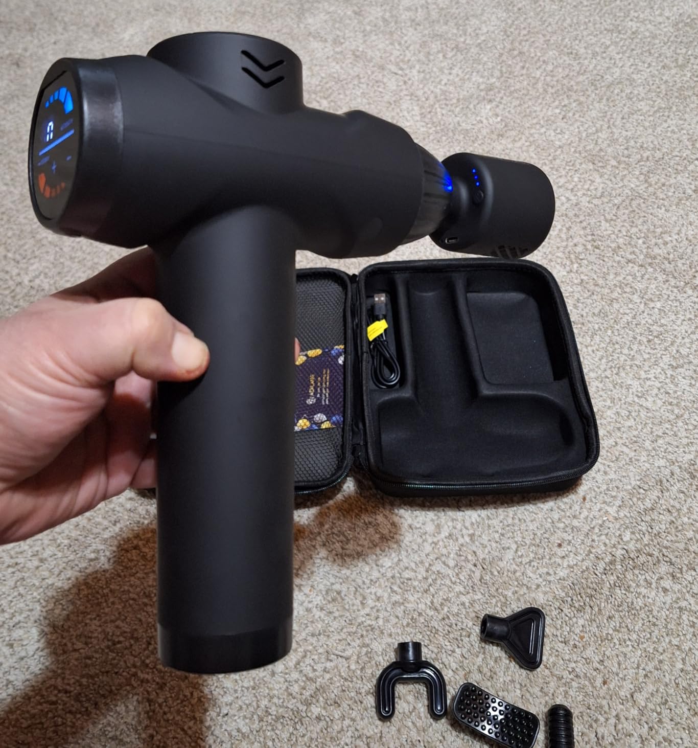 AERLANG Massage Gun with Heat and Cold, Massage Gun Deep Tissue | Back Massager for Pain Relief, Percussion Muscle Massager, Handheld Messager with 7 Heads & Silent 20 Speeds Smart LCD customer photo 2