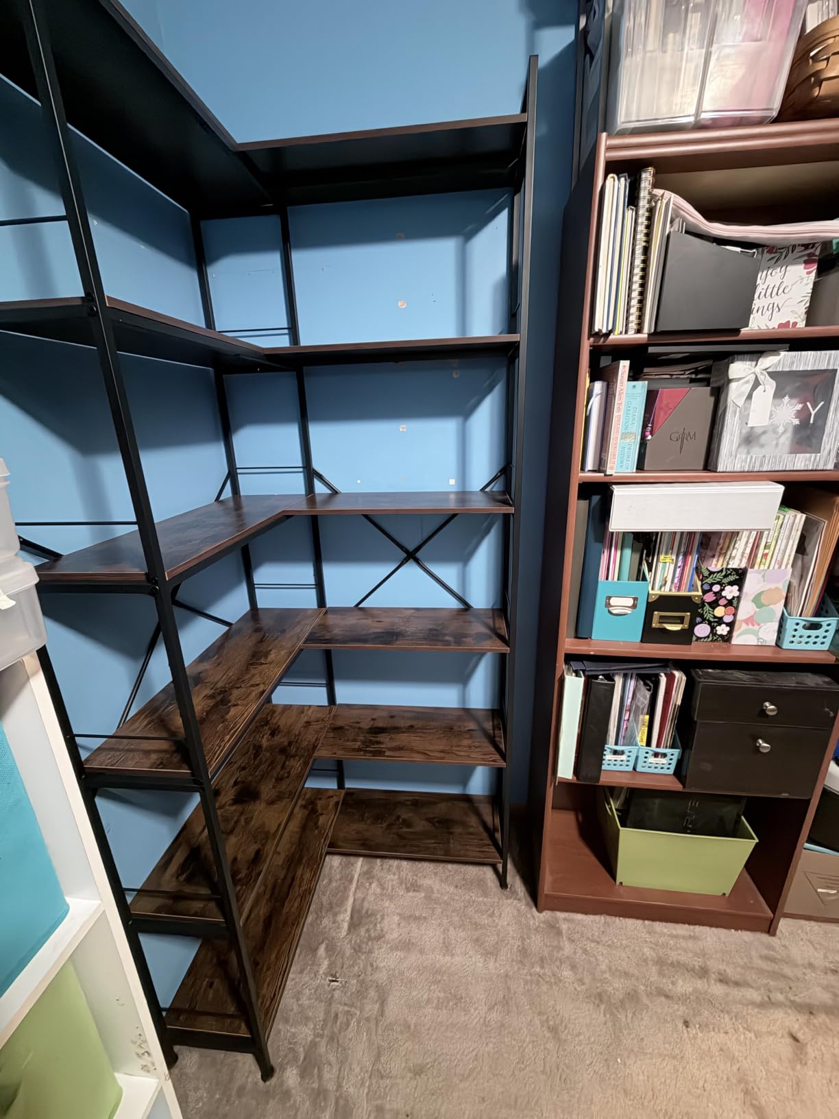 Huuger 5 Tier Bookshelf, L Shaped Corner Bookshelf with 10 Open Shelves, 49.4 Inch Straight Wide Bookcase with Metal Frame and Wooden Board, Adjustable Feet, Rustic Brown customer photo 2