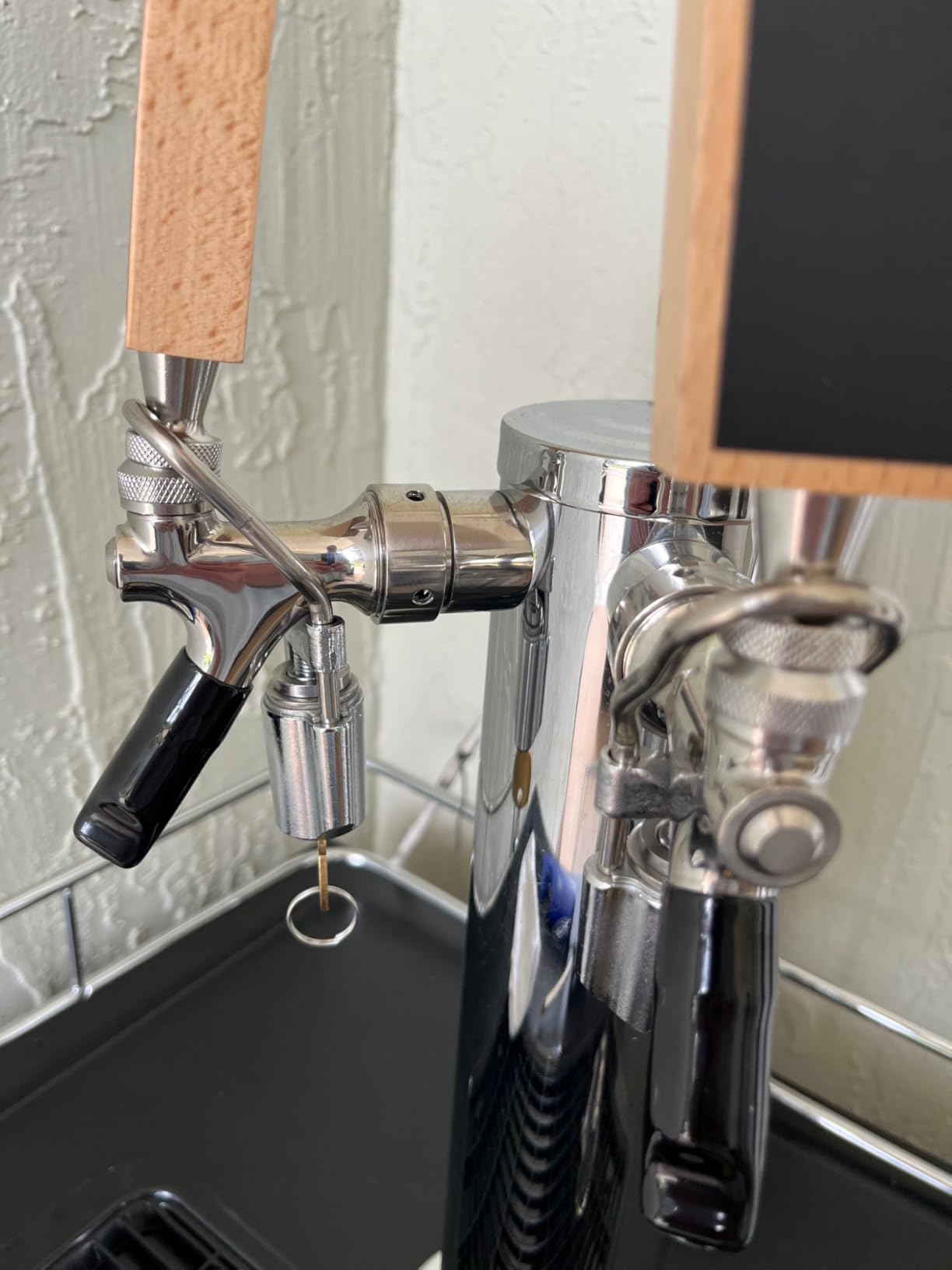 Beer Tap Lock for Draft Beer Faucet, Homebrew Keg Equipment 3 Pack (2 Keys Each) customer photo 1