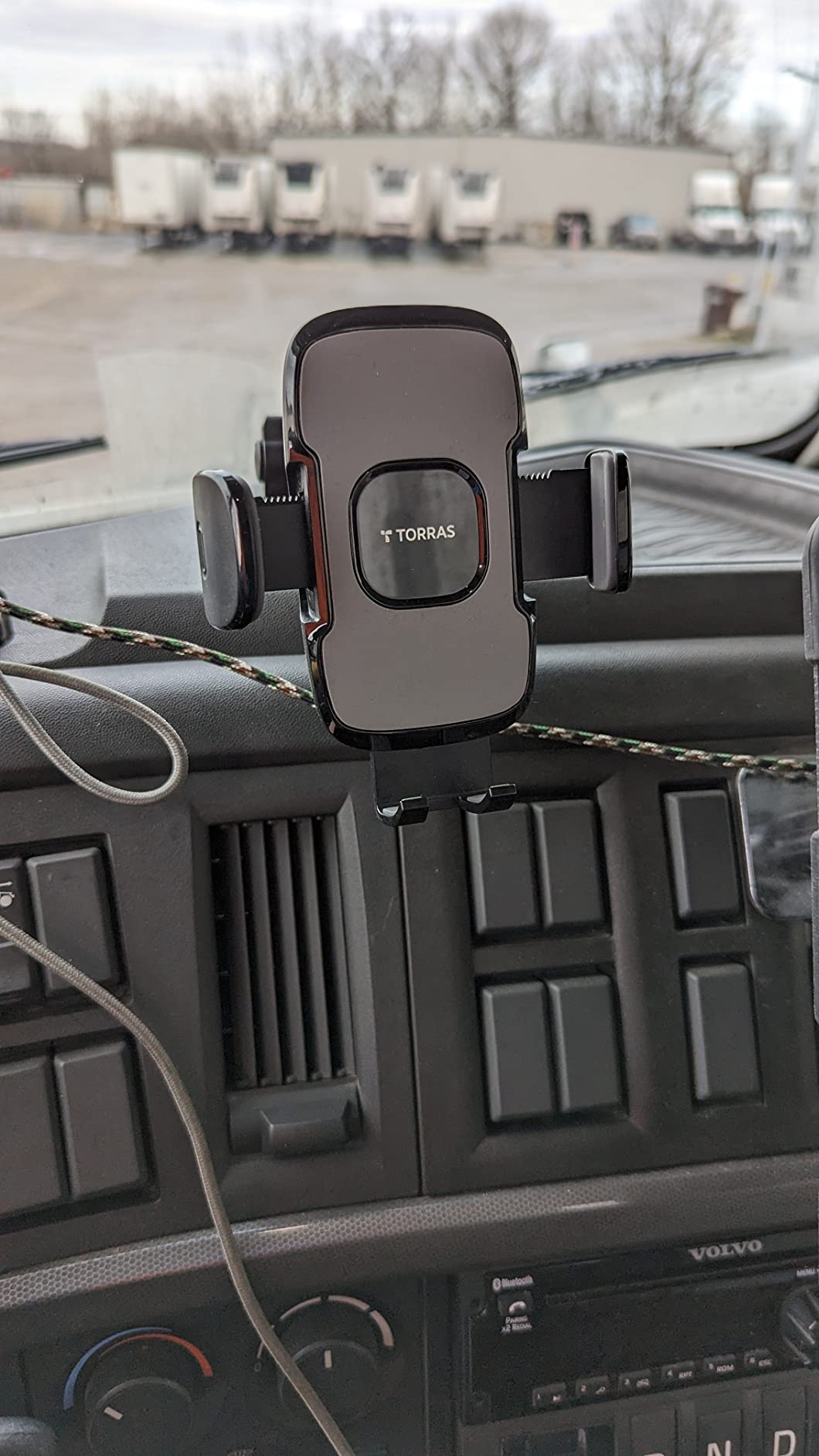 TORRAS 96+LBS Strongest Suction Ultra-Durable Cell Car Phone Holder Mount | Patent & Safety Certs, Fits Large Phones & Thick Cases, Extra Sticky Grip, Airbag Clamp, Temp-Resistant, All Road Conditions customer photo 1
