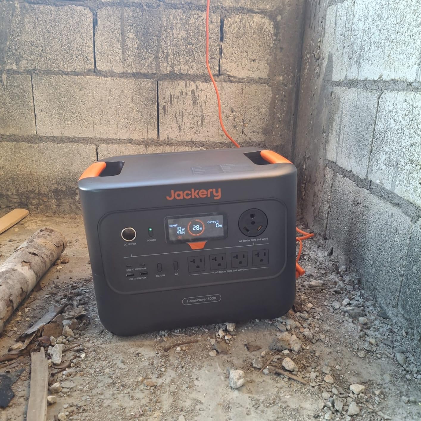 Jackery HomePower 3000 and 2x200W Solar Panels, 3072Wh, 3600W AC Output, 7200W Surge, LFP Battery, Solar Generator, Essential Backup for Home Use, Power Outage, RV, Emergencies customer photo 2