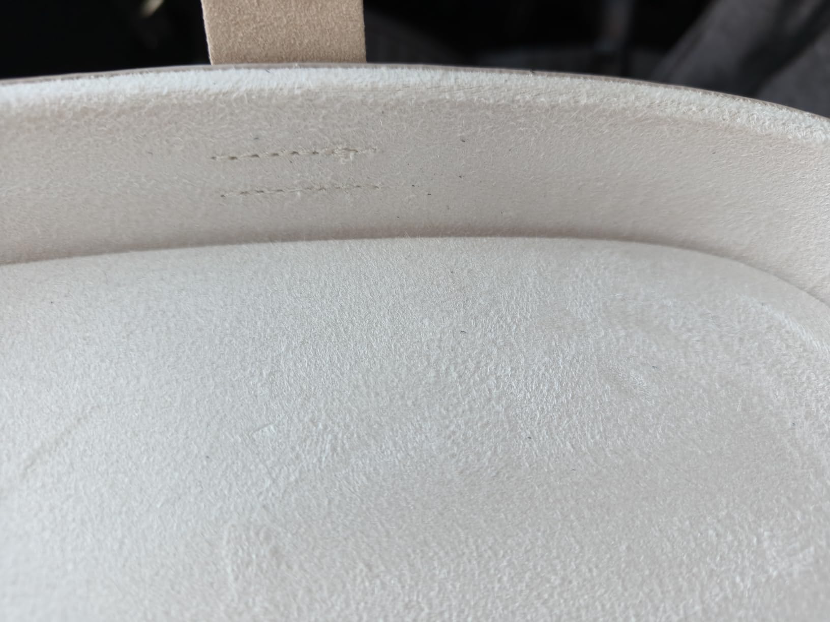 Philips Lumea IPL Salon-Like Laser Hair Removal for Women, Permanent Hair Reduction Device At Home for Face & Body, 5 Settings & Skin Sensors, BRI984/03 customer photo 2