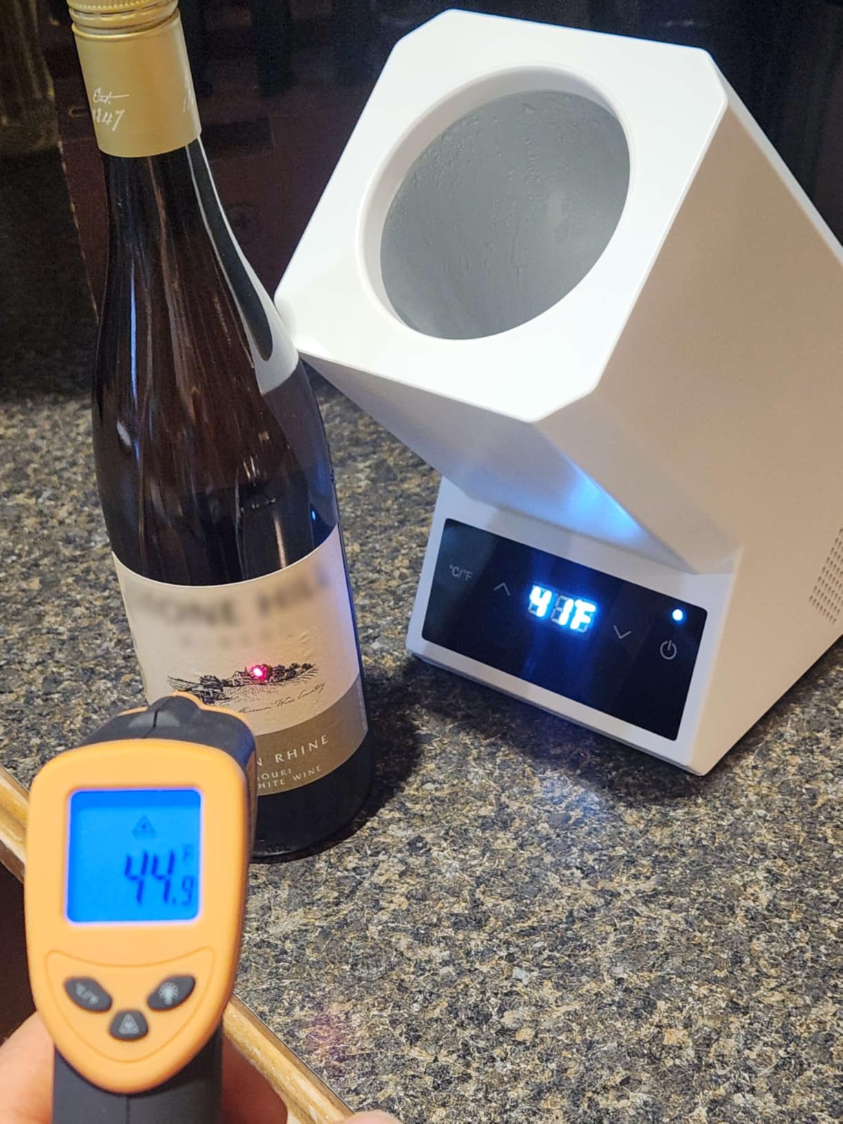 Electric Wine Chiller | Single Bottle Portable Wine Cooler with LED Touch Display & Adjustable Temperature | Sleek Iceless Wine Chilling for Modern Kitchens customer photo 1