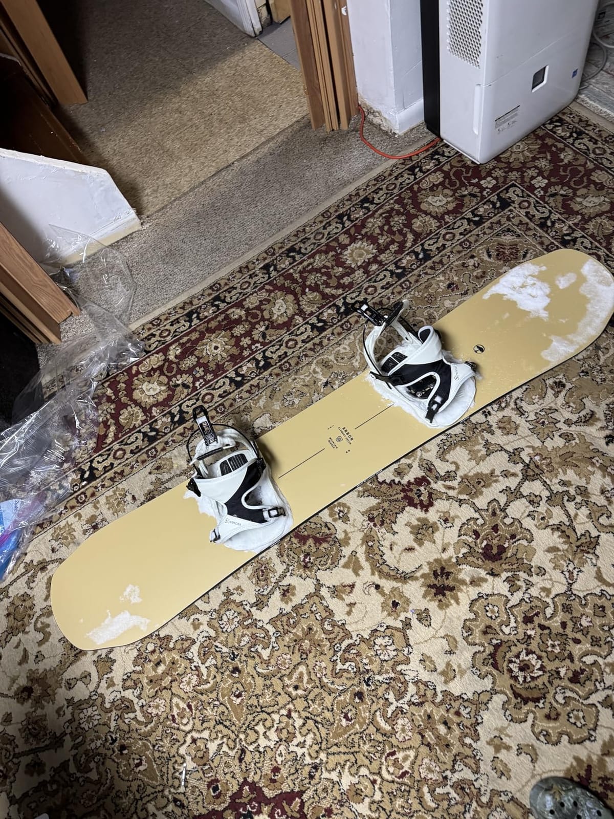Arbor Element Decon Mens Snowboard customer photo 1