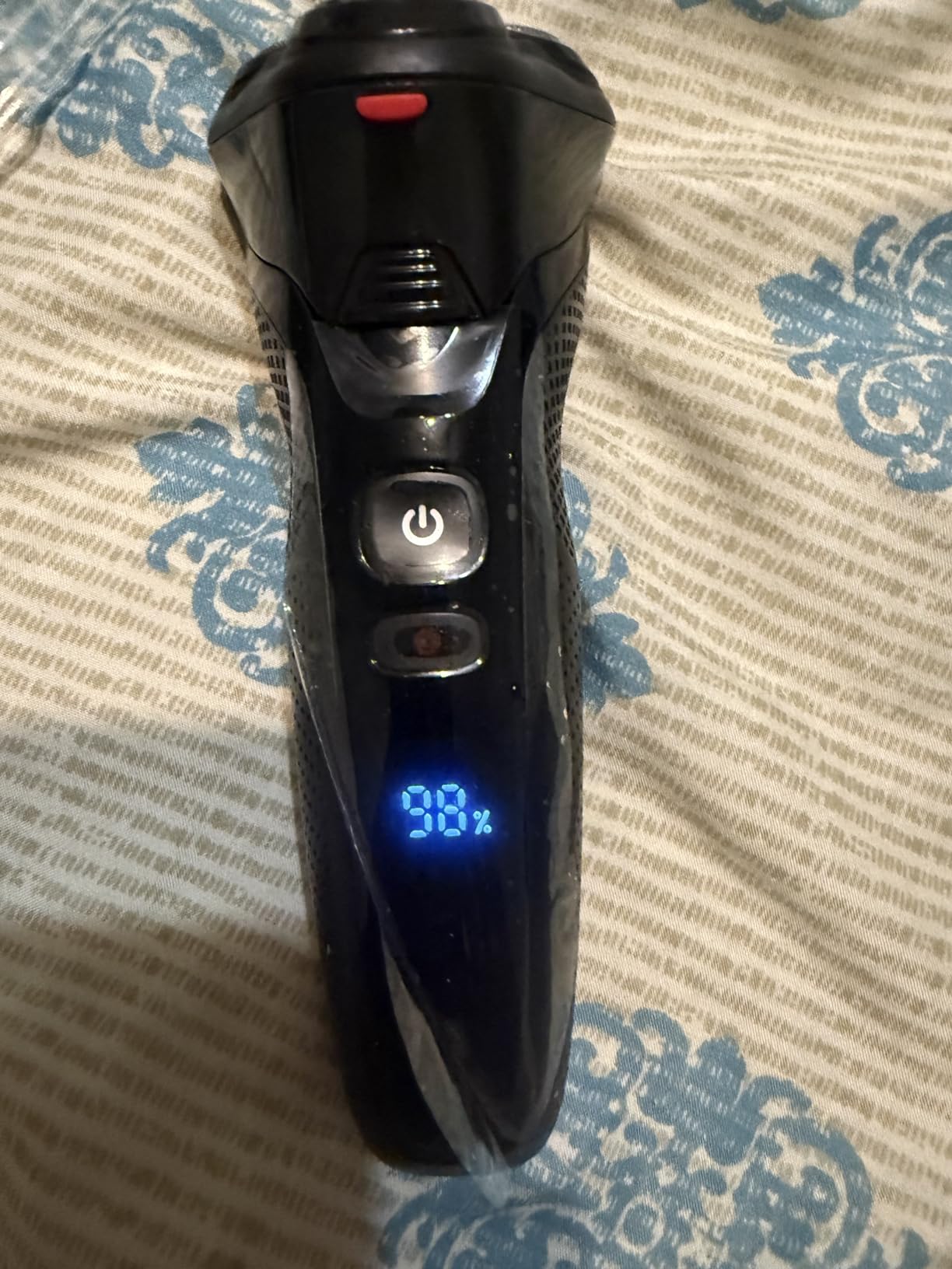 Philips Norelco Beard Trimmer 5000 Series, Men's Face Trimmer, 100% Waterproof BeardSense Tech, Precision Trimmer with Fading Combs, Self-Sharpening Blades, Hair Collector & Charging Stand, BT5785/40 customer photo 1