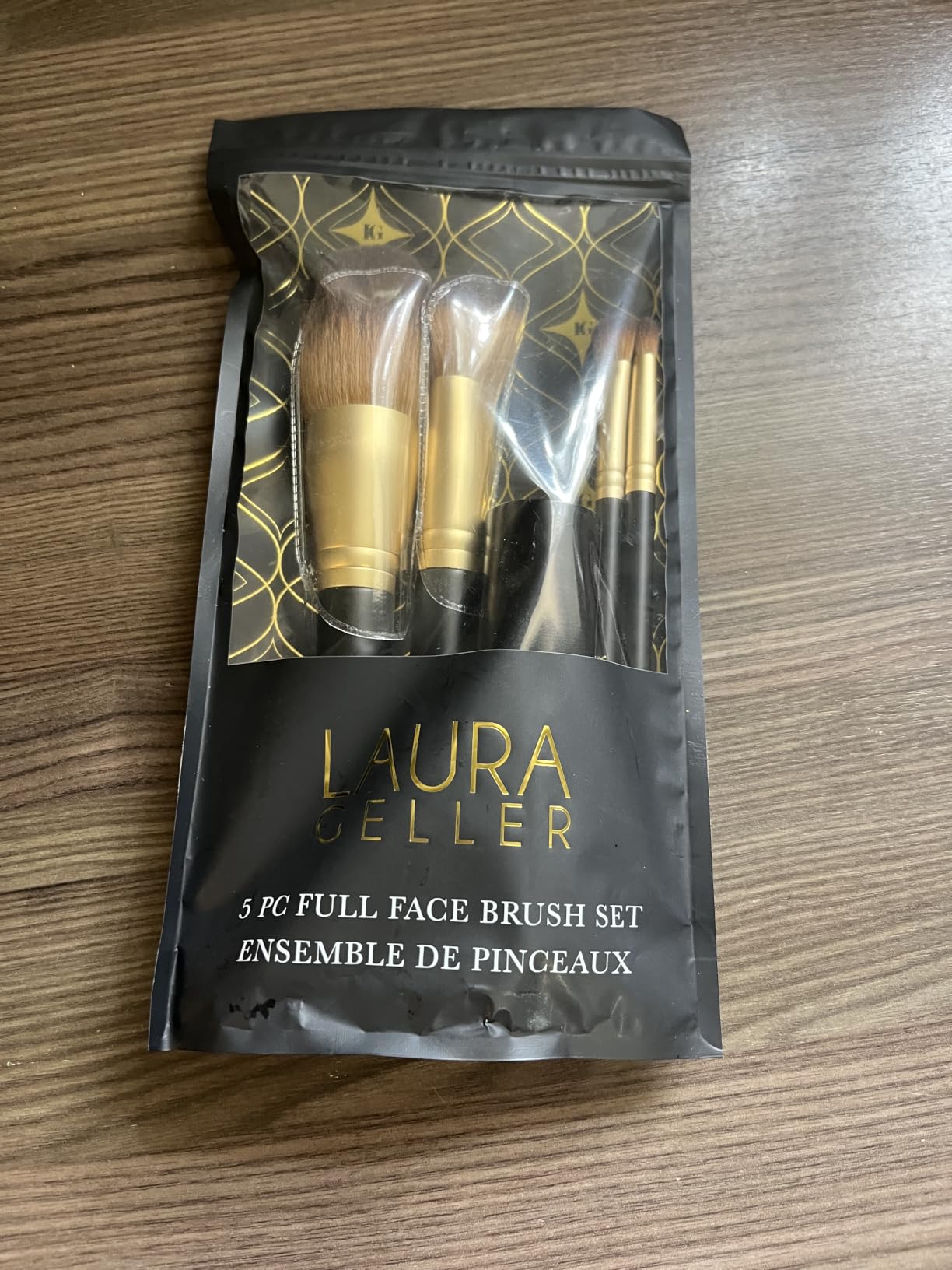 LAURA GELLER Makeup Brushes - Cruelty-Free - 05 Full Face Brush Set 5pc customer photo 2