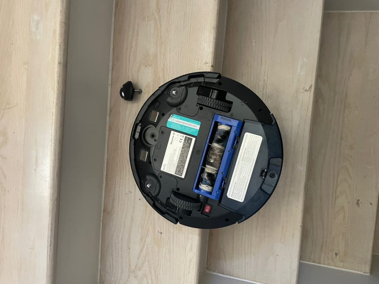 eufy E28 Matic Robot Vacuum and Mop, 20,000 Pa, Portable Carpet Cleaning | Roller Mop with HydroJet System, All-in-One Robot Vacuum and Mop Combo, Zero-Tangling, Corner-to-Edge Cleaning (Upgraded) customer photo 1