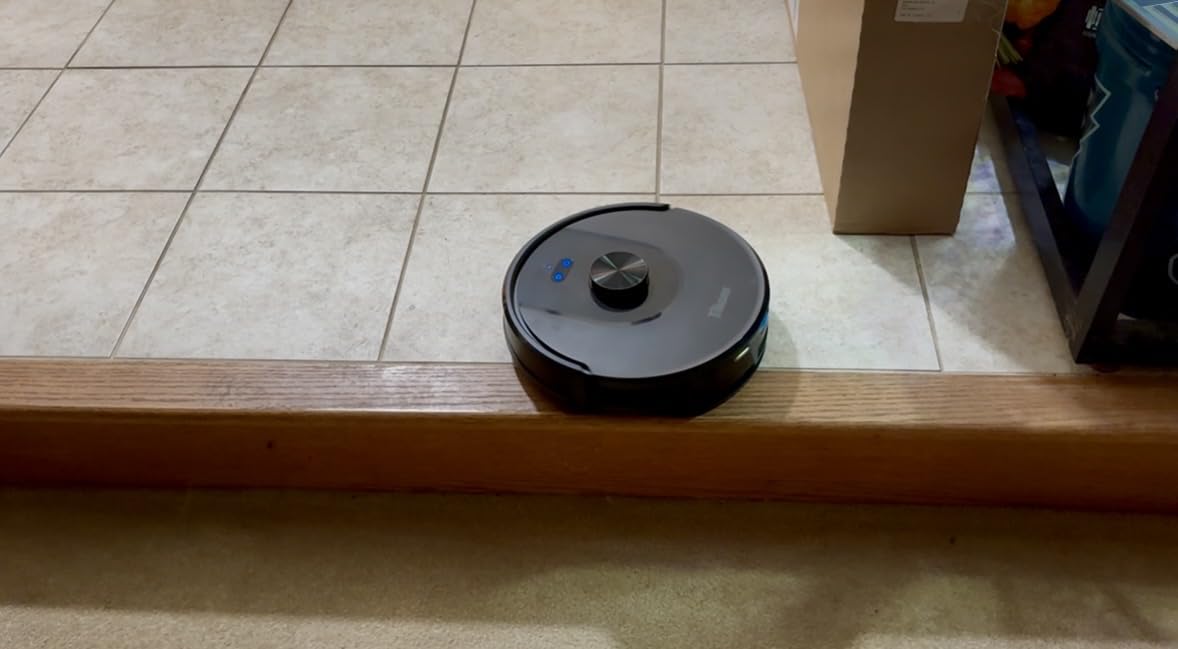 Tikom Robot Vacuum and Mop, Robotic Vacuum Cleaner with Self-Emptying Base | 6000Pa, 90 Days Capacity, LiDAR Navigation, Home Mapping, Ideal for Pet Hair, Hard Floors, Carpet (L8000 Plus) customer photo 2